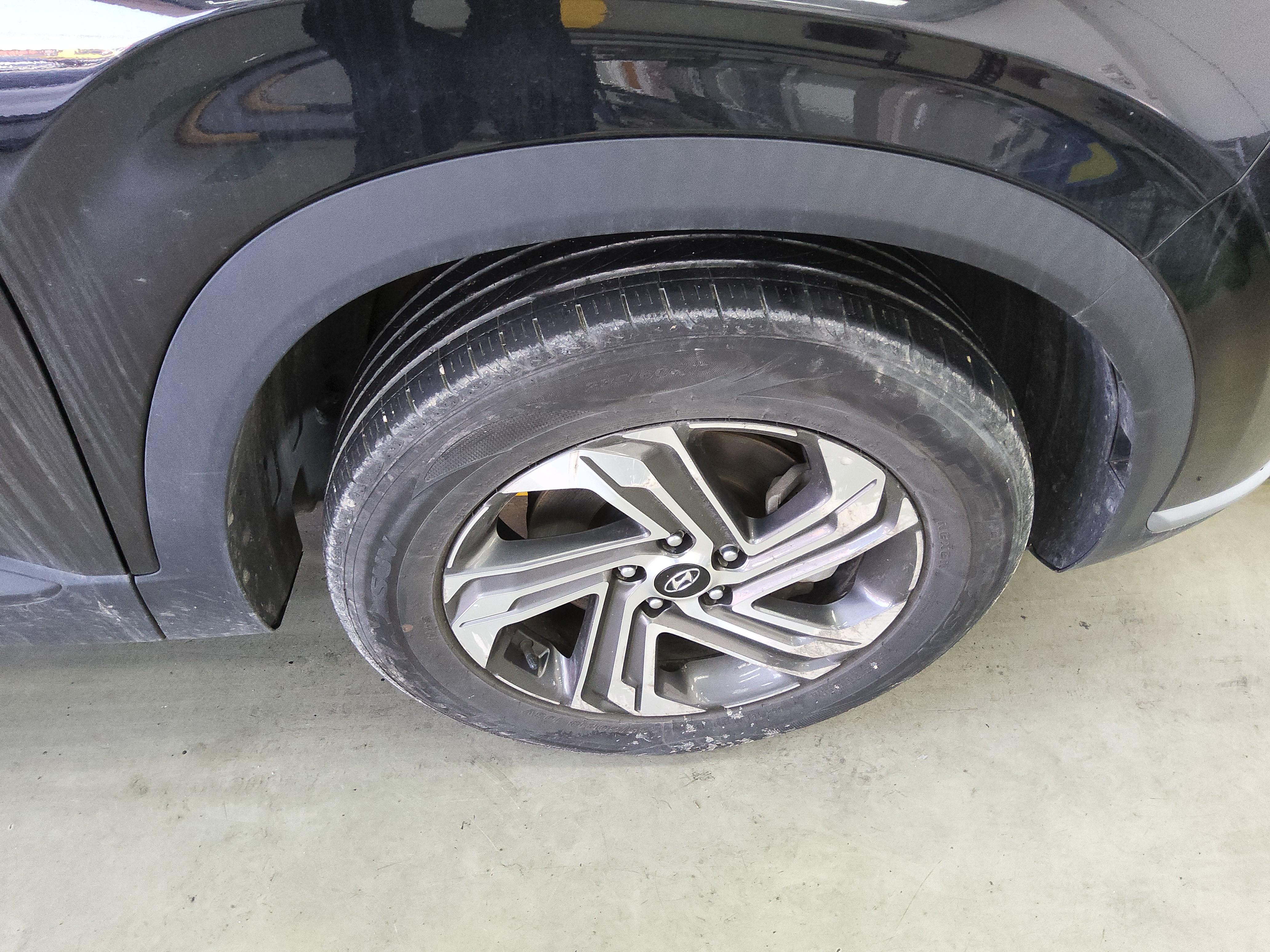 هيونداي - SANTA FE - Image 21