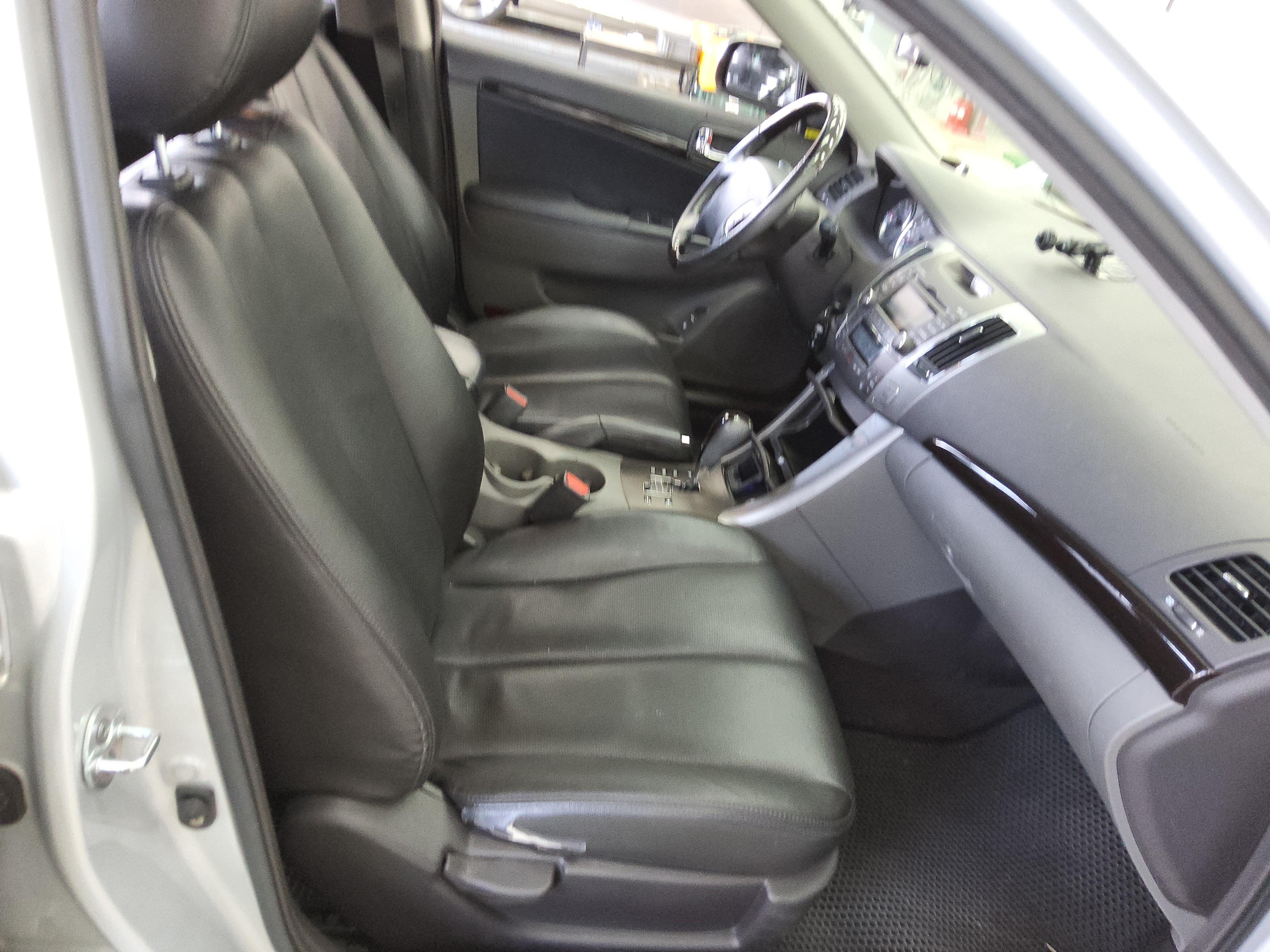 هيونداي سوناتا 2010 - صورة 14