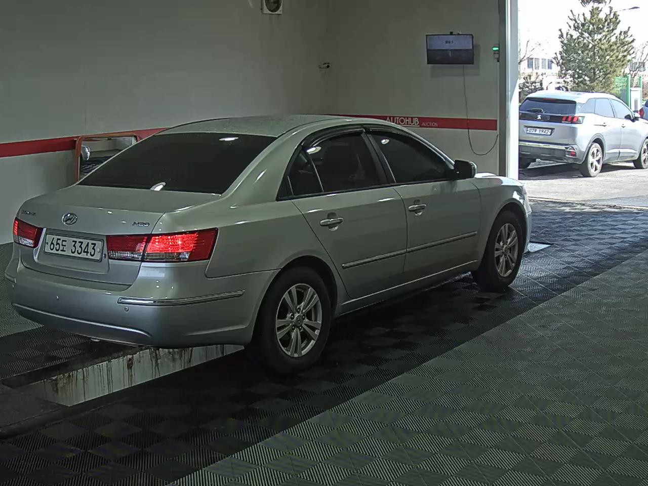 هيونداي سوناتا 2010 - صورة 4