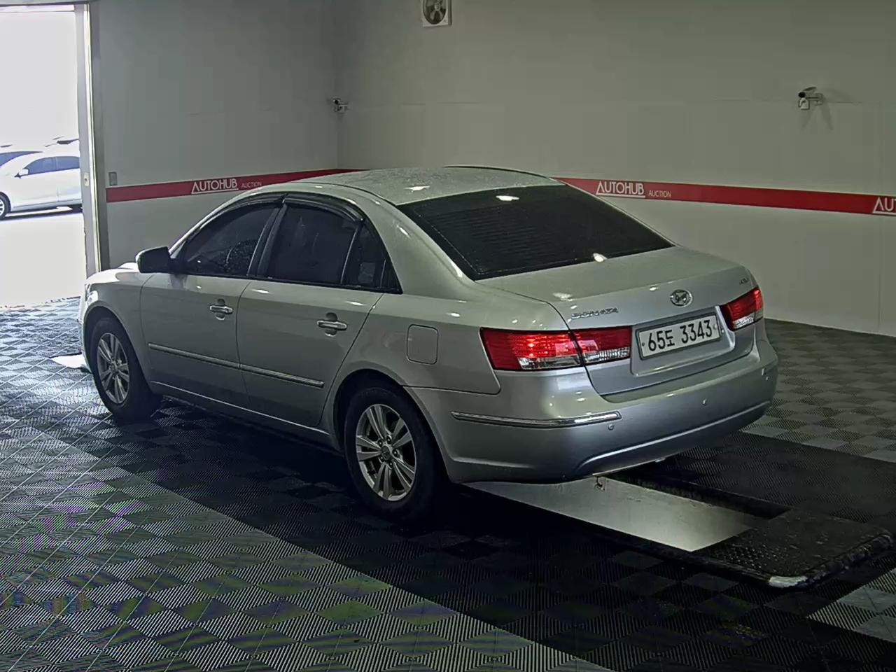 هيونداي سوناتا 2010 - صورة 5