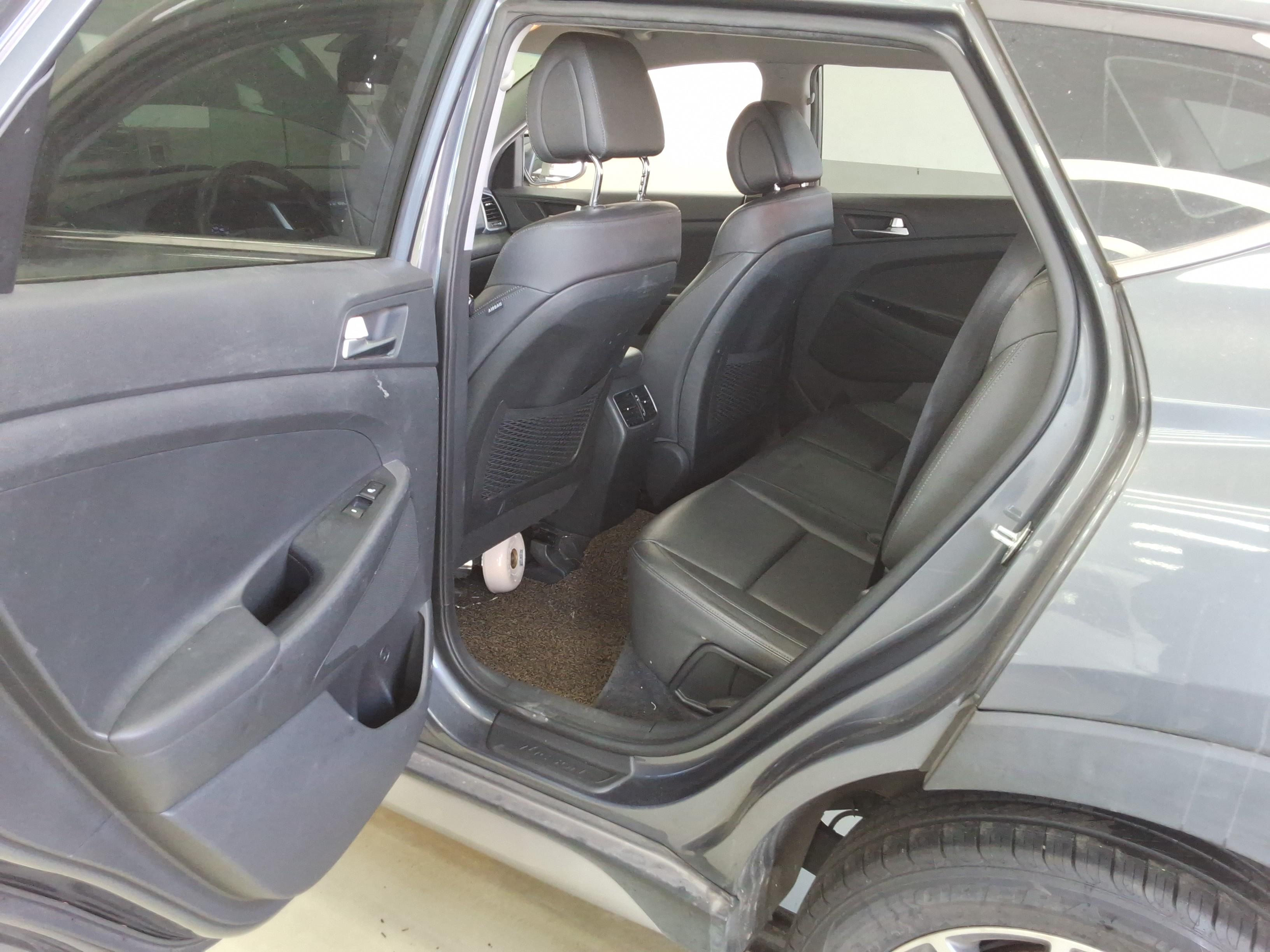 هيونداي توسان 2017 - صورة 10