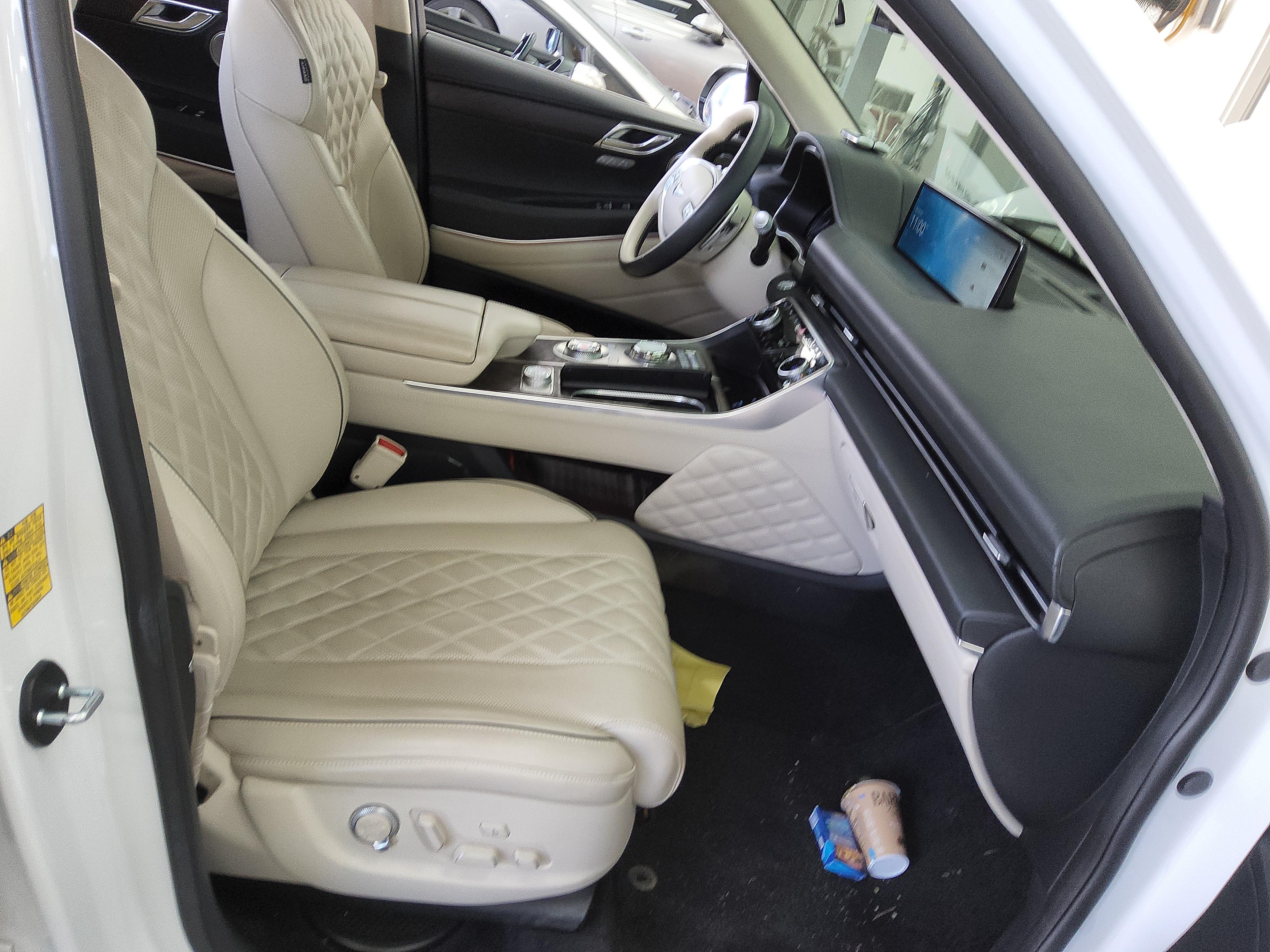 جينيسيس GV80 2023 - صورة 14