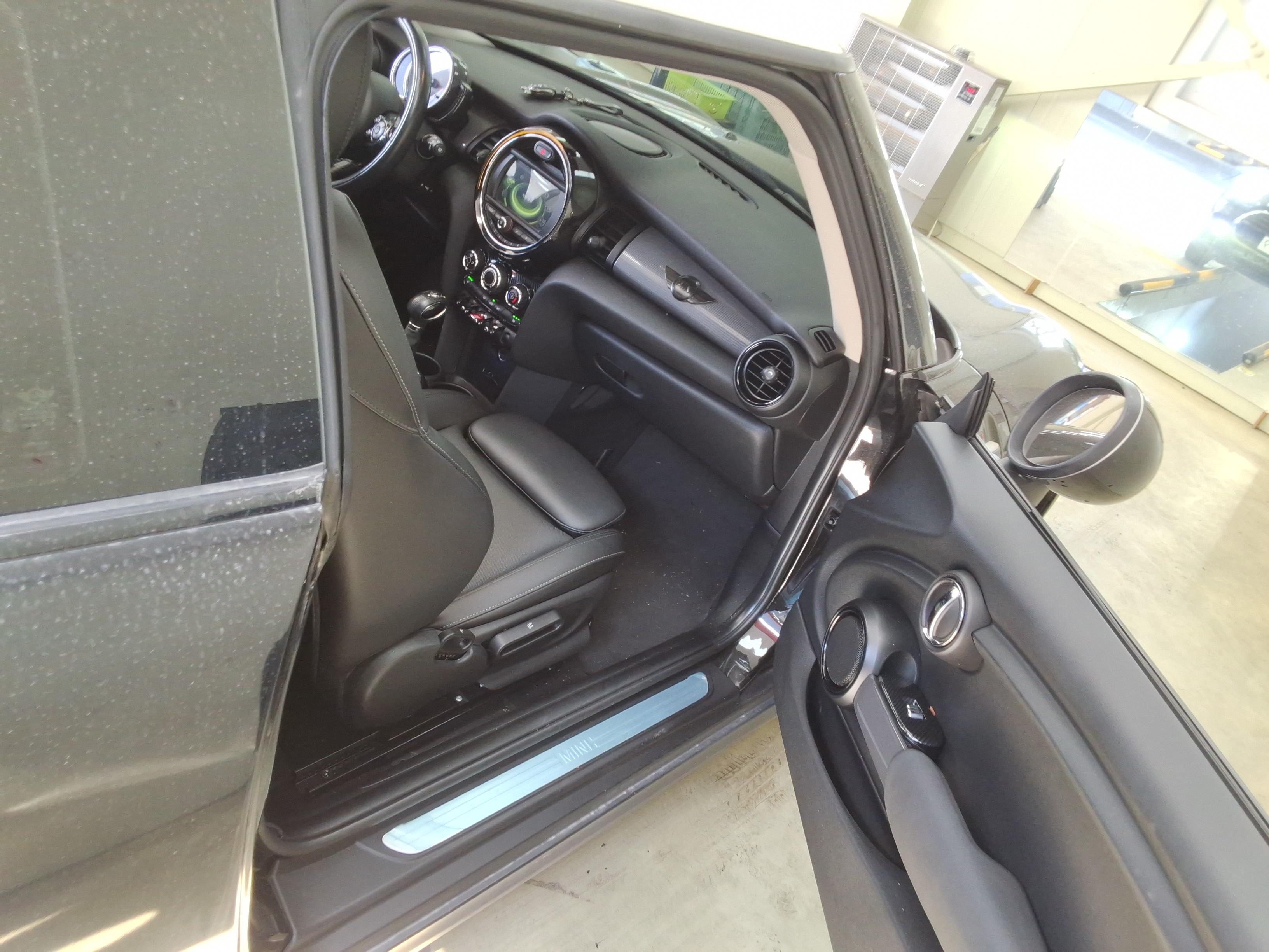 BMW MINI 2017 - Image 11