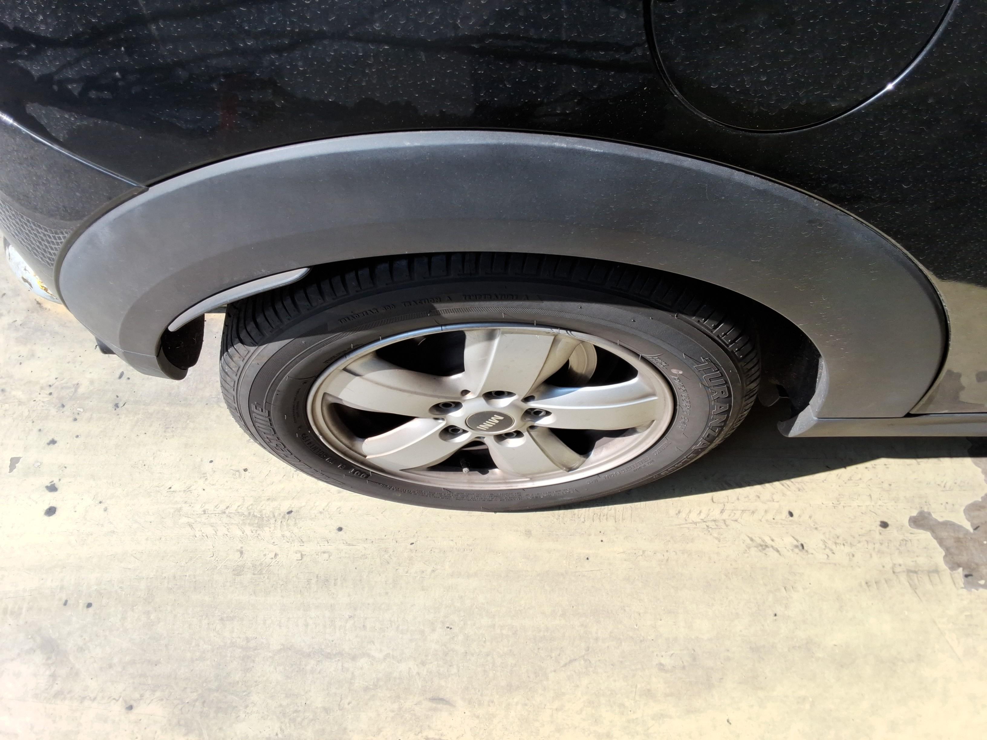 BMW MINI 2017 - Image 21