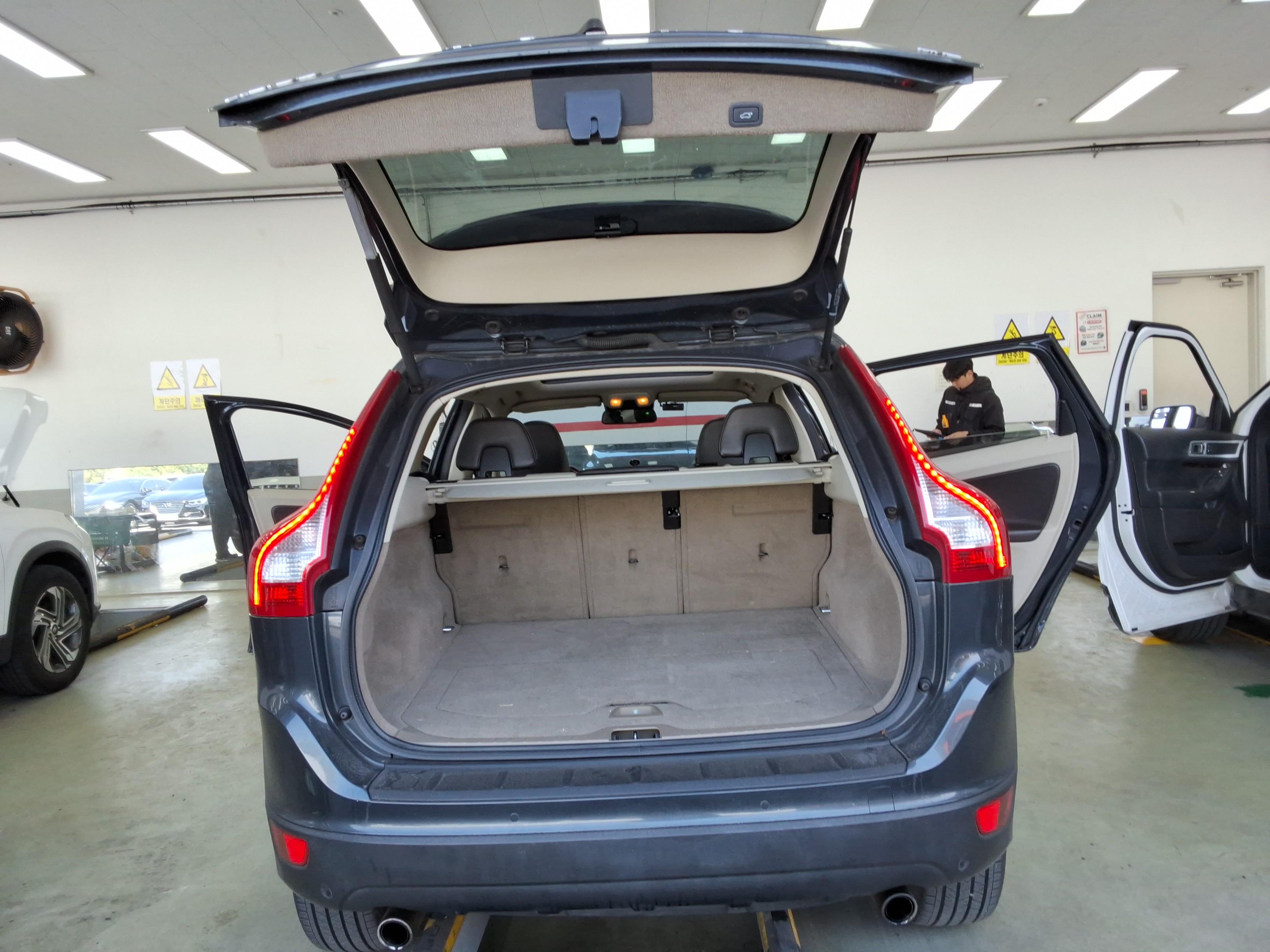 Volvo Volvo 2011 - Image 15