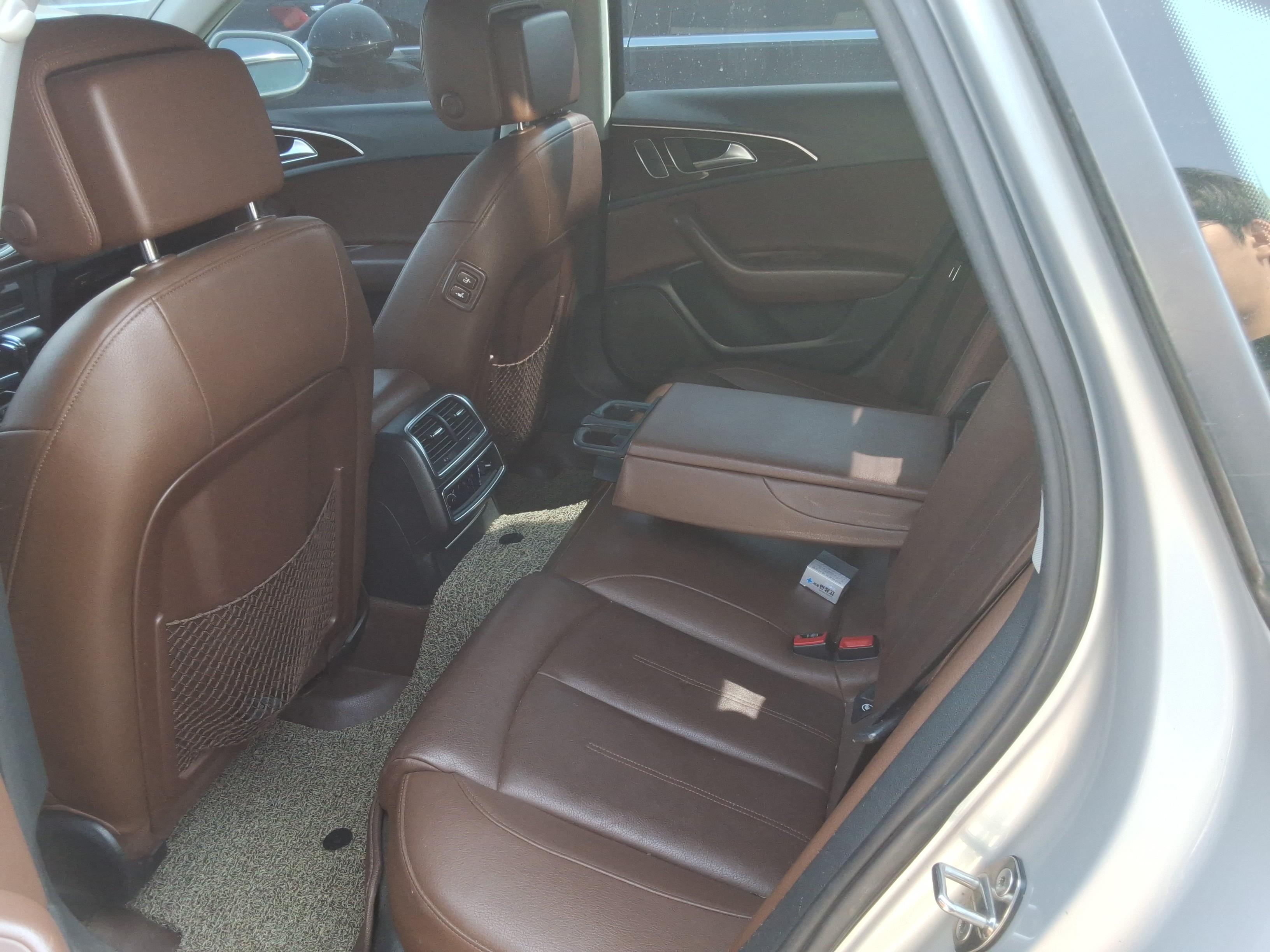 أودي A6 2013 - صورة 11