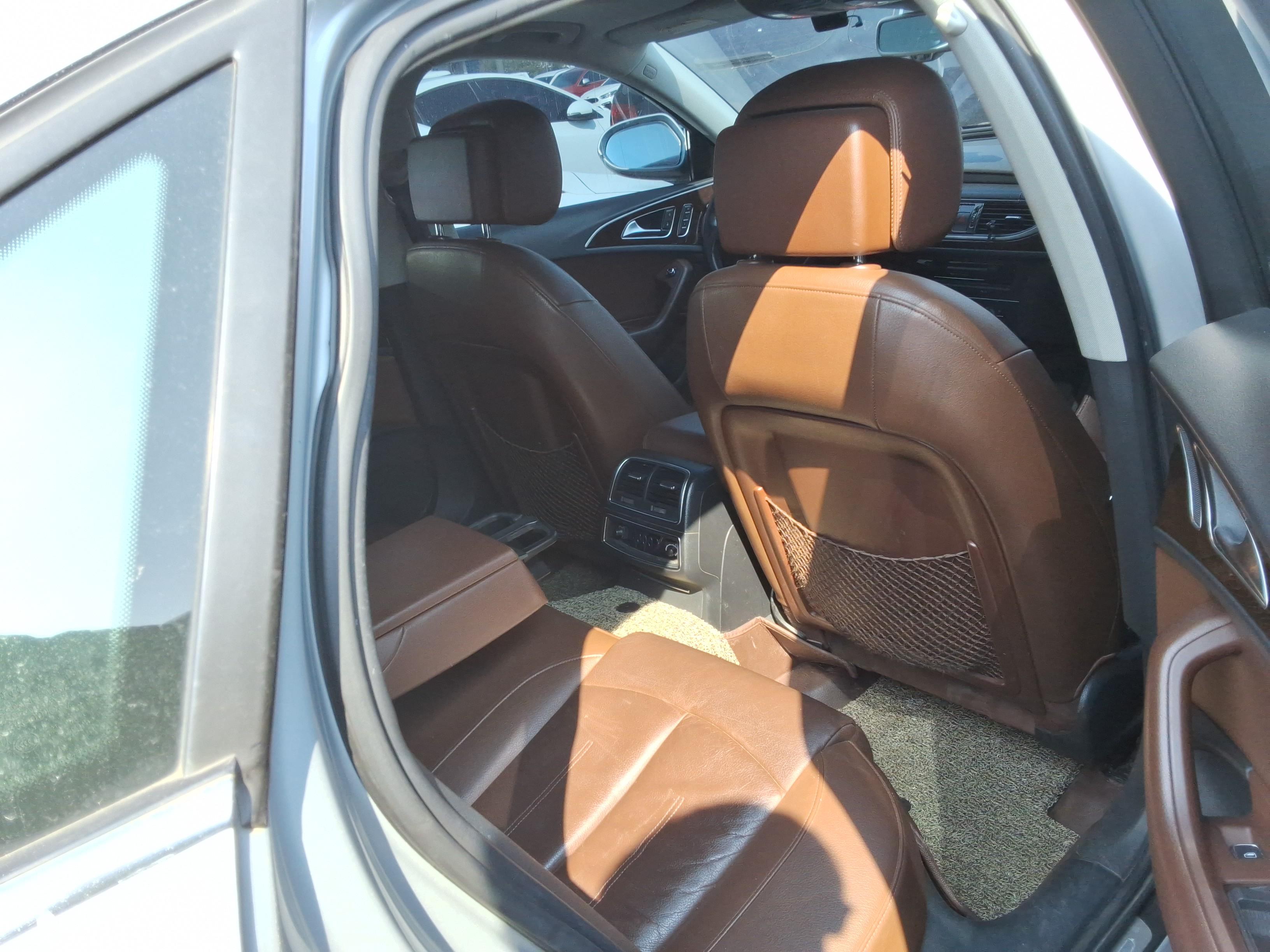 أودي A6 2013 - صورة 12