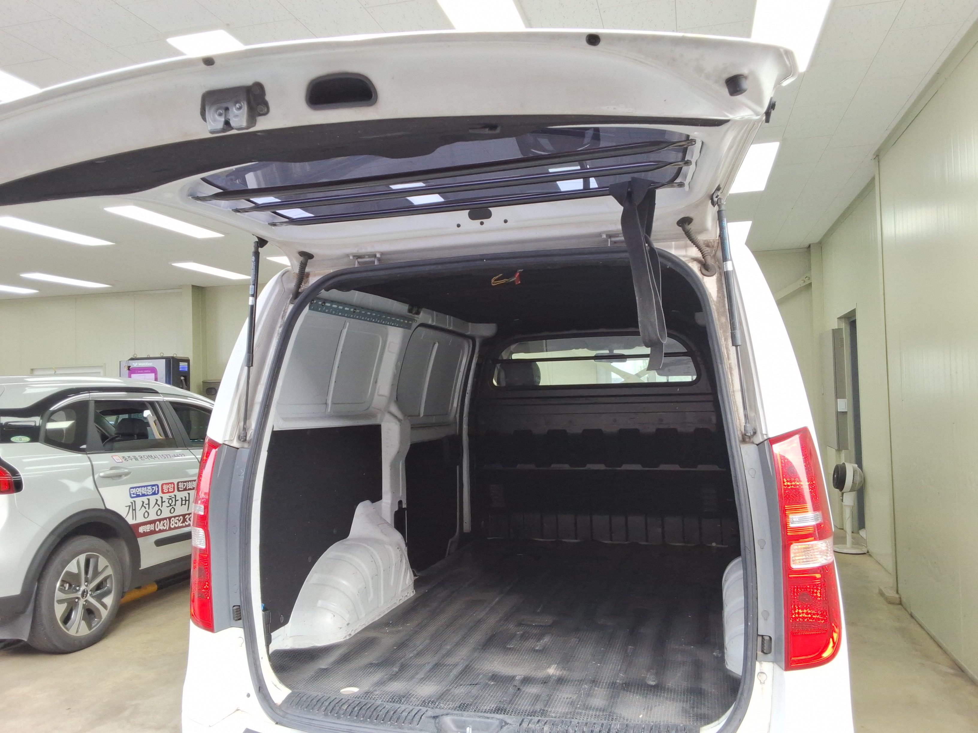 현대자동차 그랜드 스타렉스 2014 - 이미지 11