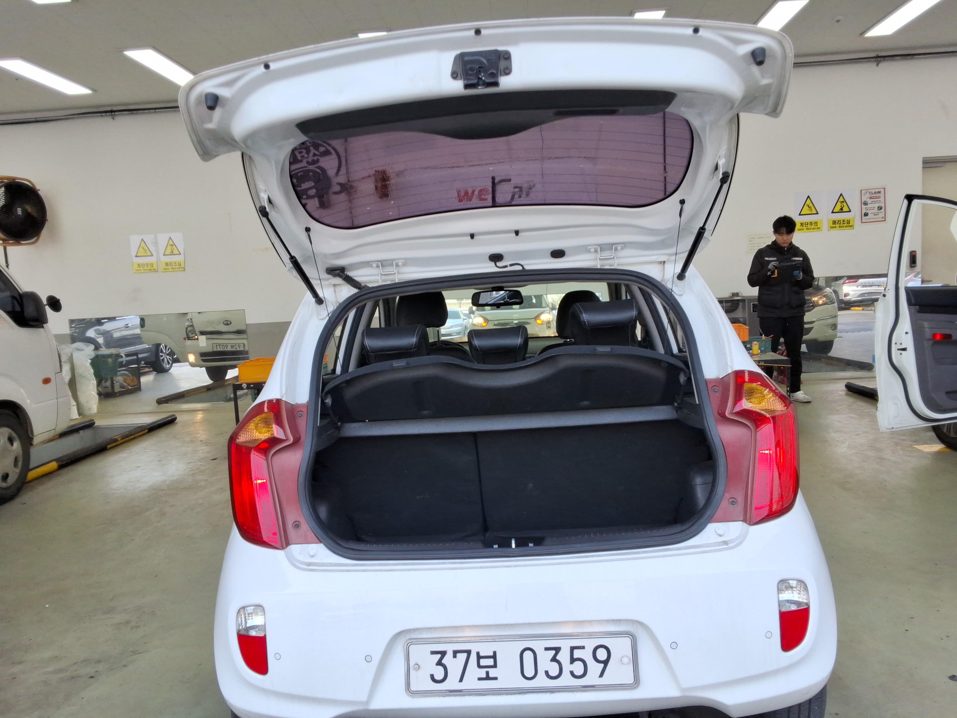 Kia Morning 2014 - Image 15