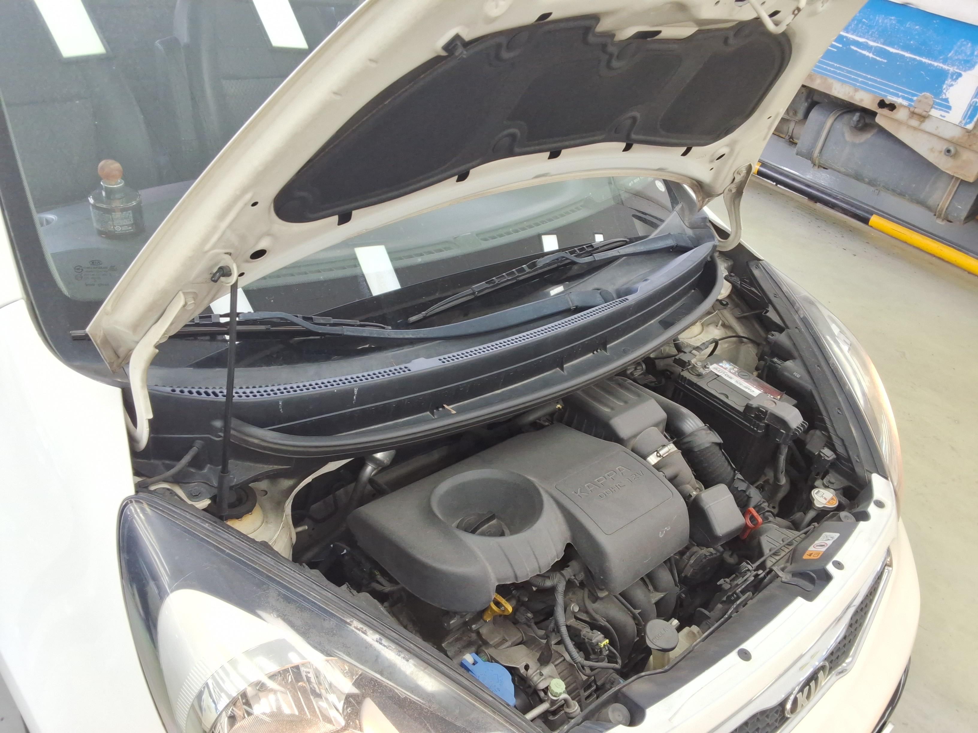 Kia Morning 2014 - Image 21