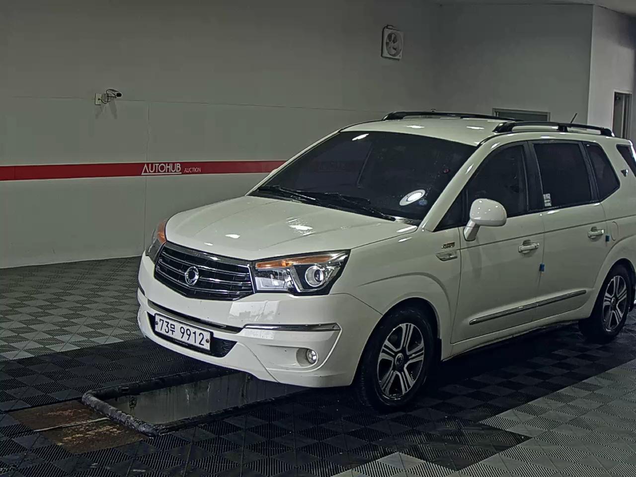 KG Mobility Korando Turismo