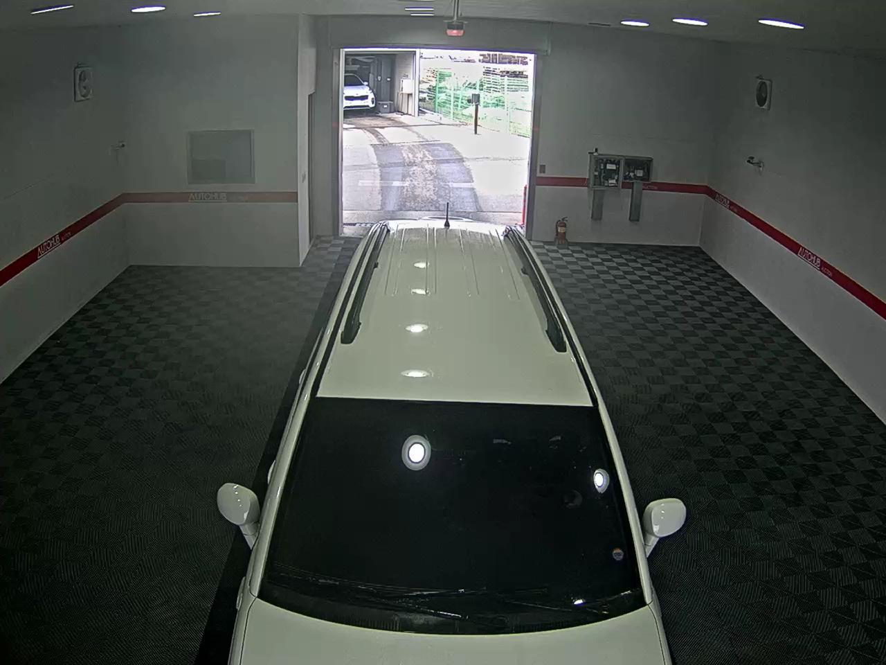 KG Mobility Korando Turismo 2015 - Image 6