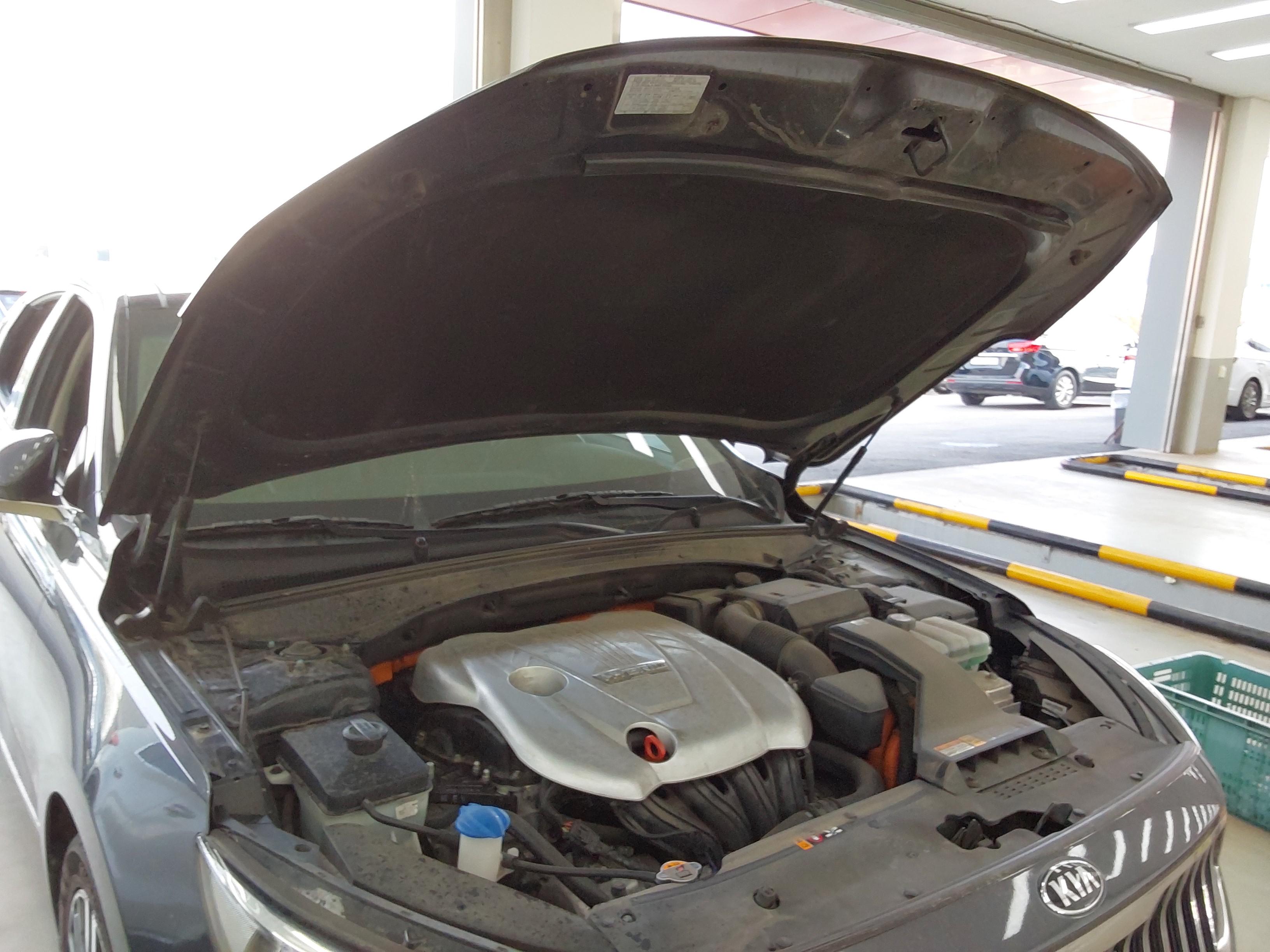 كيا K7 2020 - صورة 17