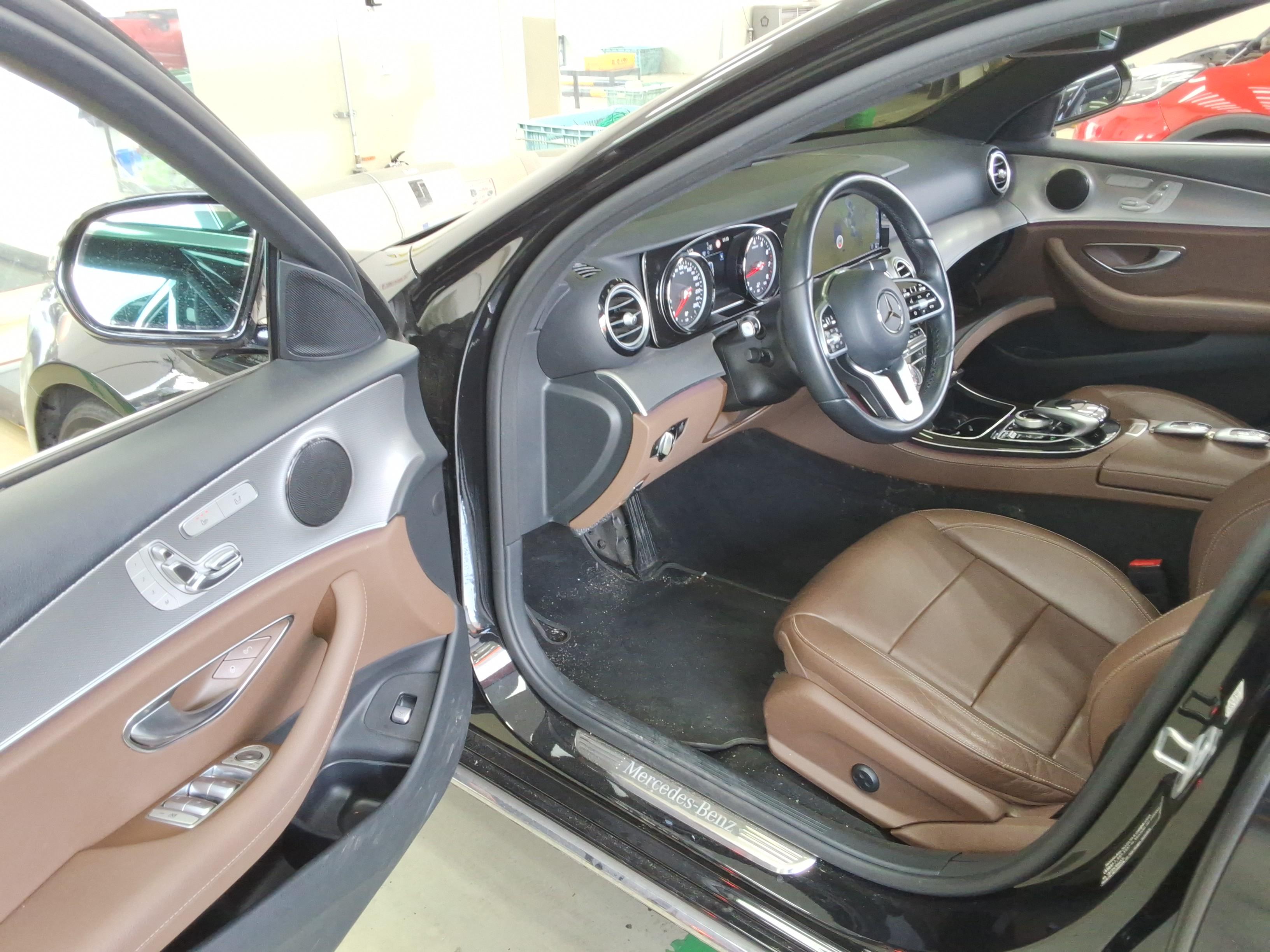 메르세데스-벤츠 E-클래스 2019 - 이미지 10