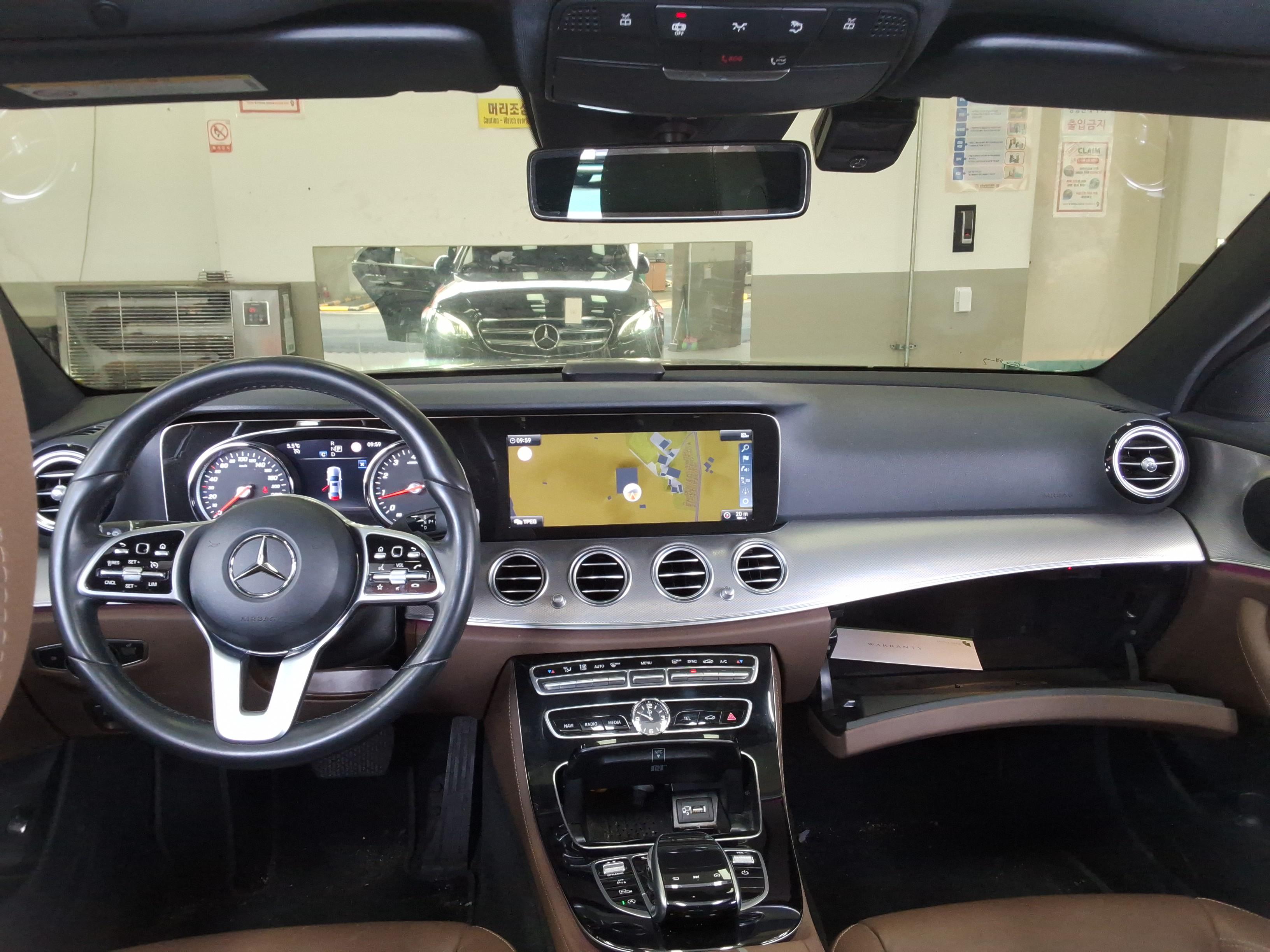 메르세데스-벤츠 E-클래스 2019 - 이미지 11