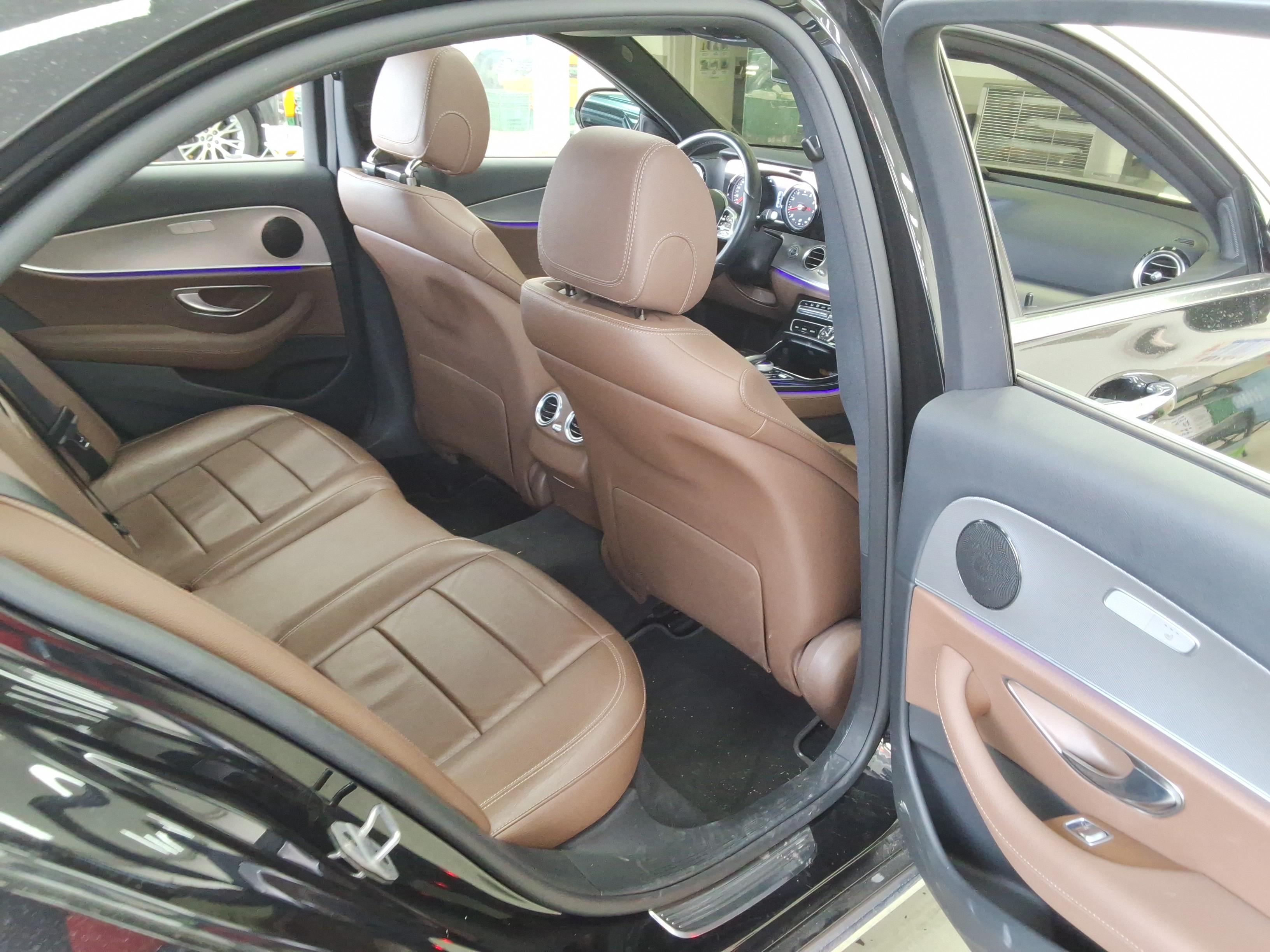 메르세데스-벤츠 E-클래스 2019 - 이미지 13