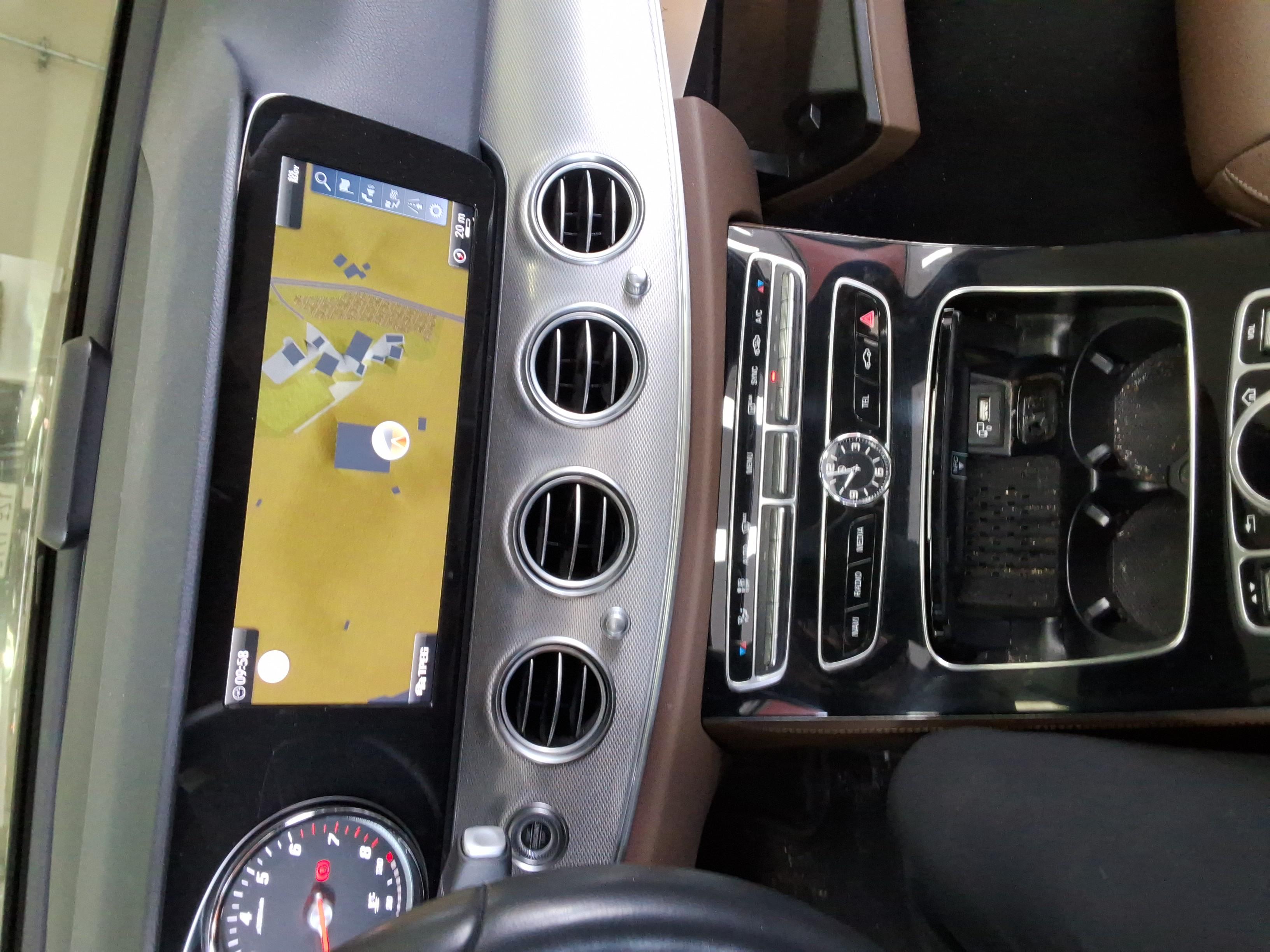 메르세데스-벤츠 E-클래스 2019 - 이미지 18