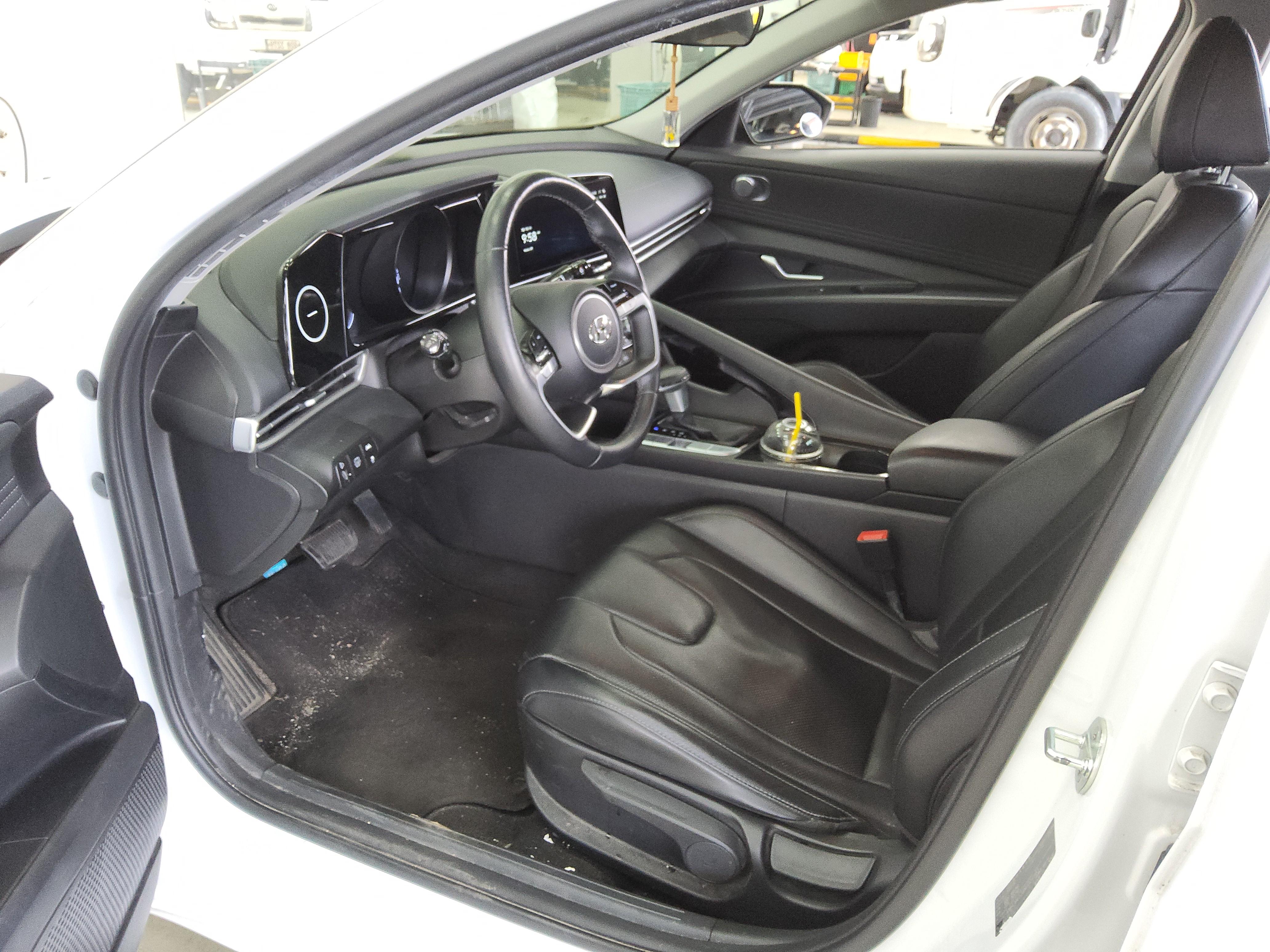 현대자동차 아반떼 2022 - 이미지 10