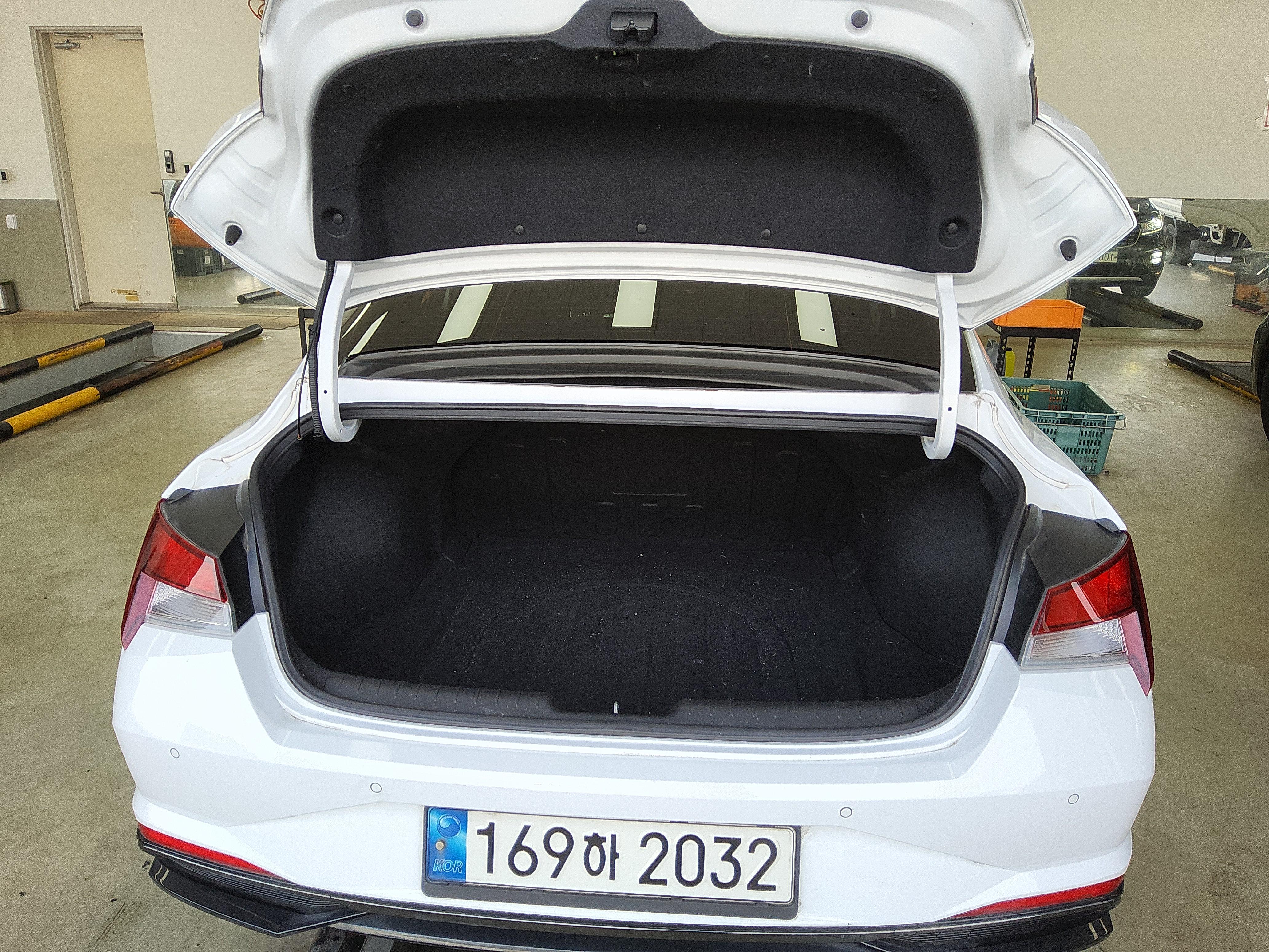 현대자동차 아반떼 2022 - 이미지 15