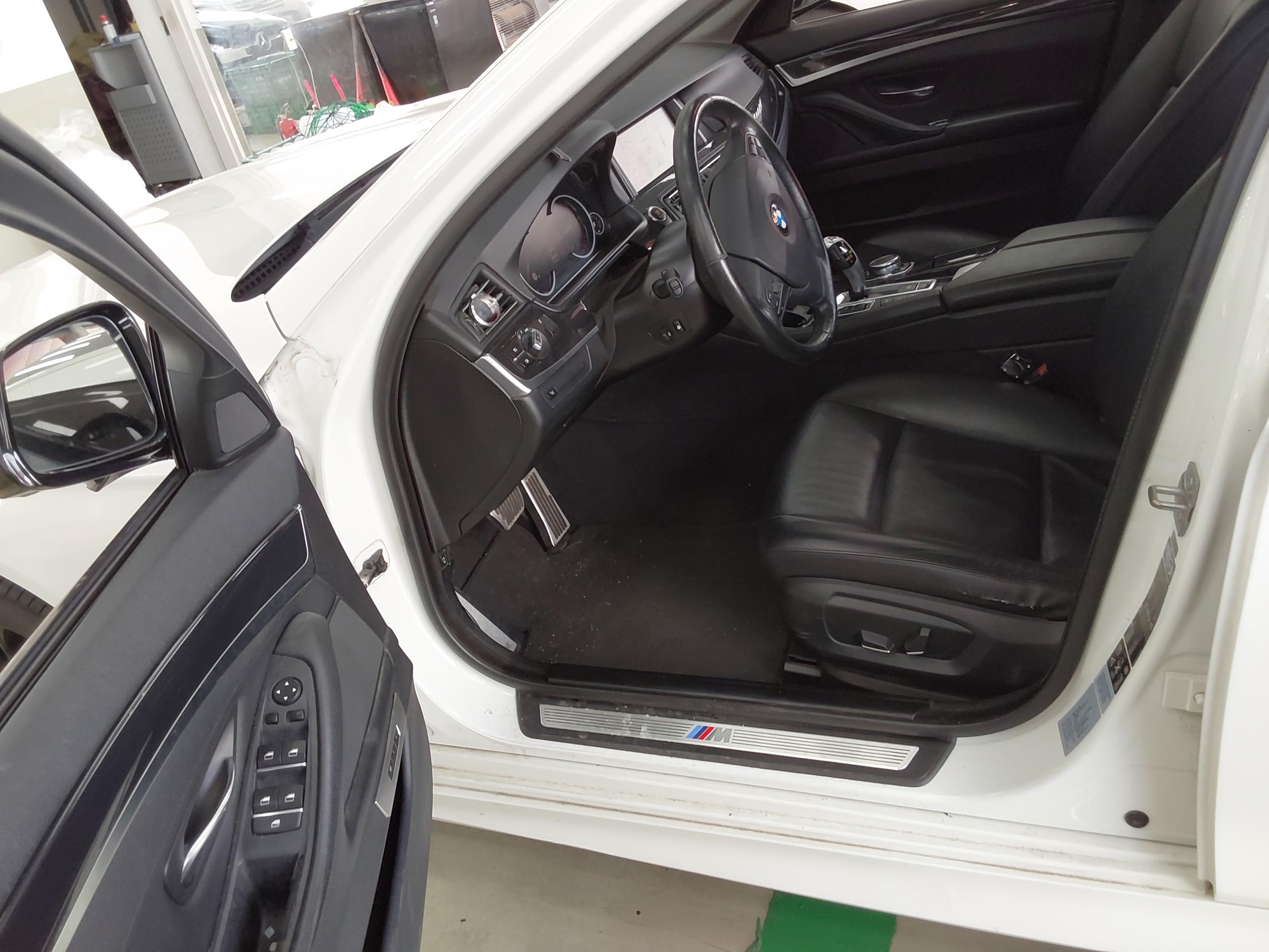 بي إم دبليو الفئة 5 2016 - صورة 9