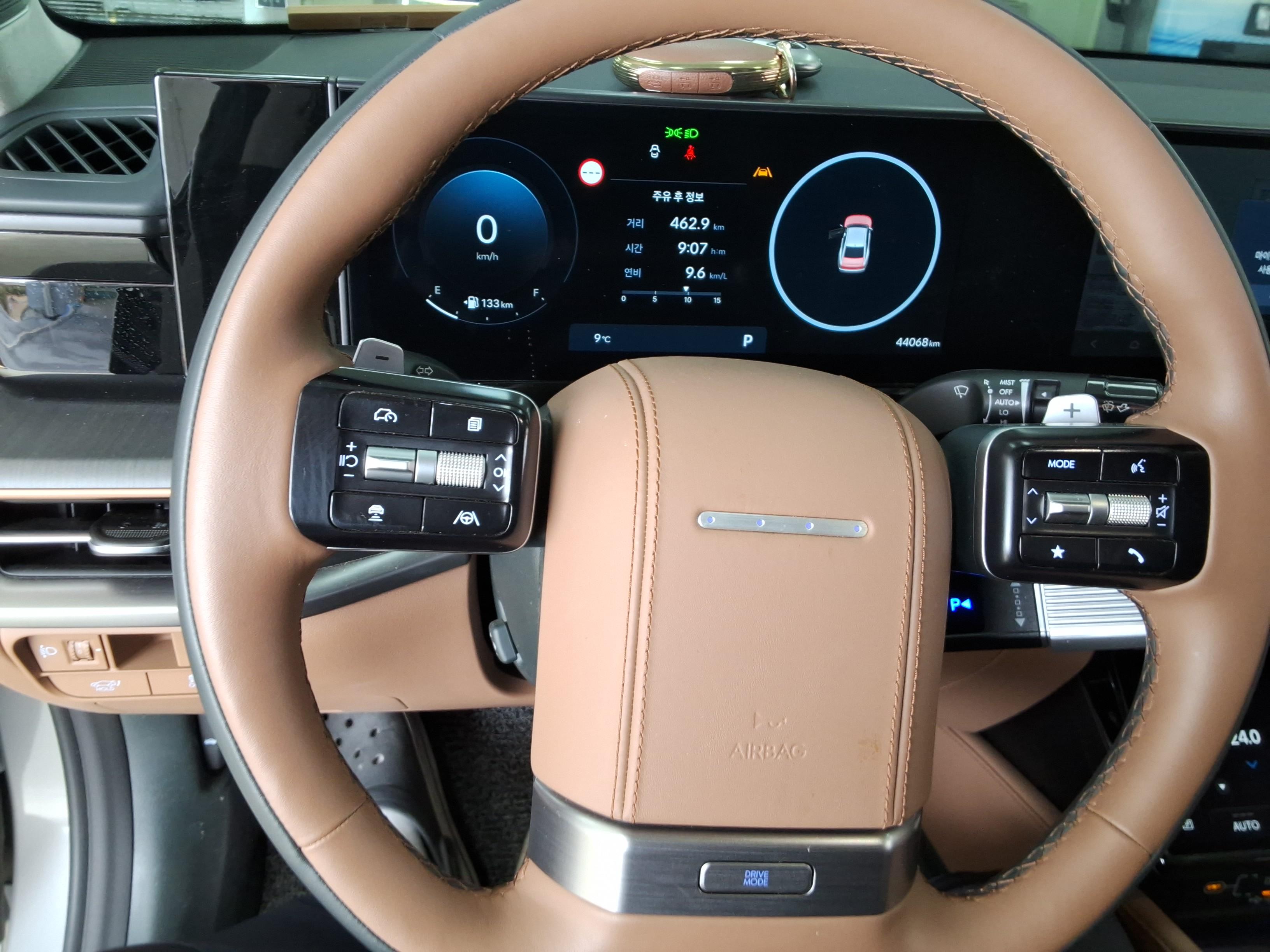 Hyundai AZERA 2023 - Image 17