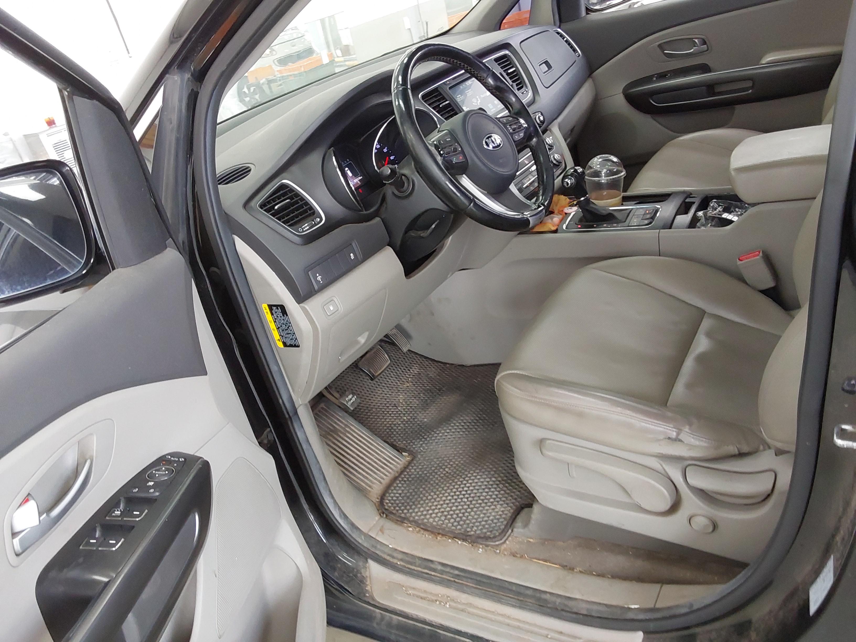 Kia New Carnival 2016 - Image 11