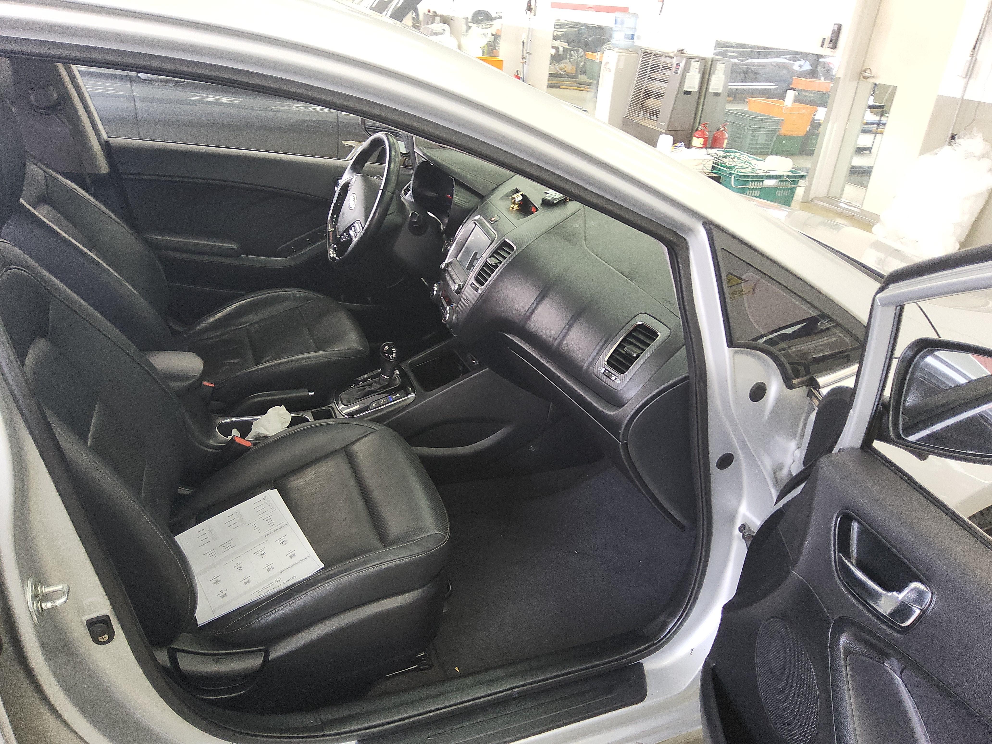 Kia K3 2016 - Image 13