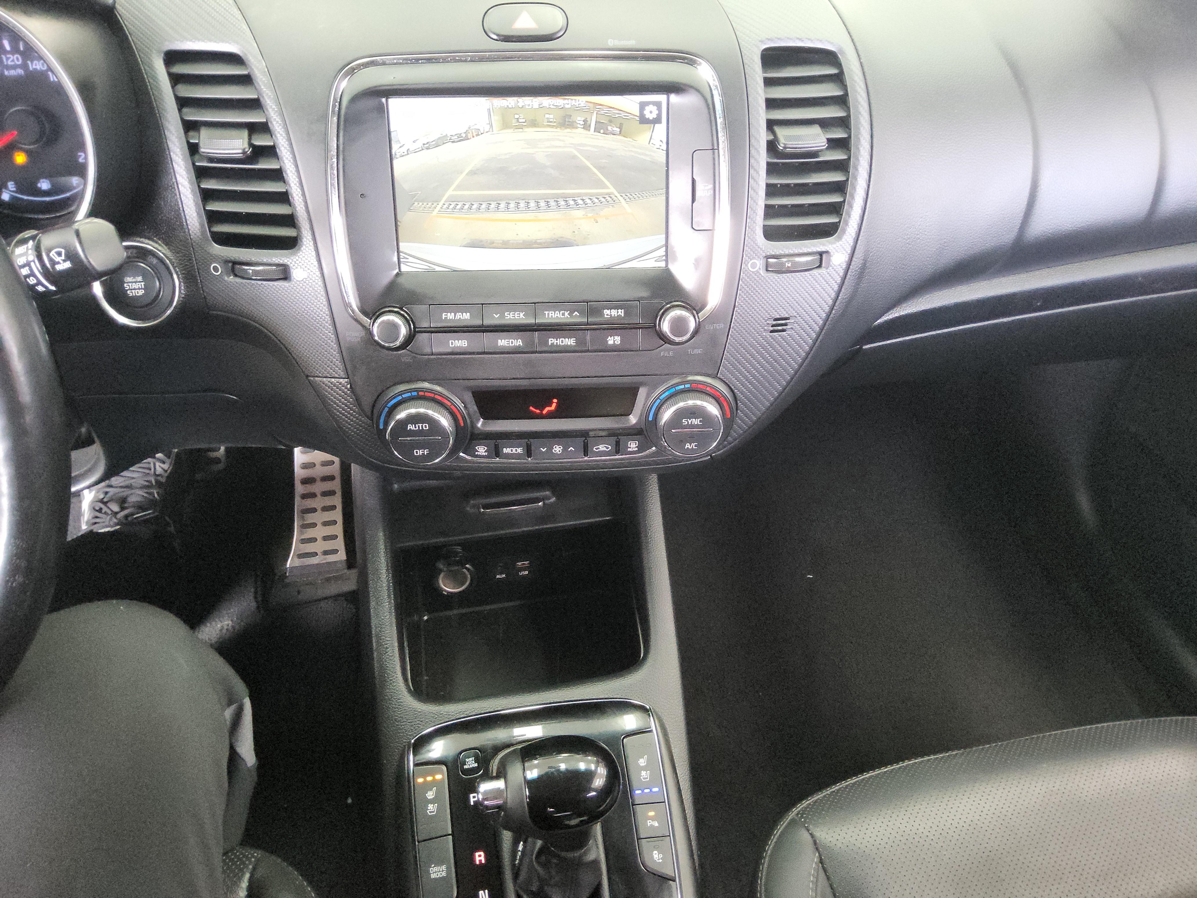 Kia K3 2016 - Image 17