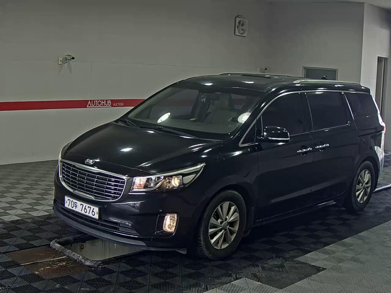 كيا نيو كارنيفال