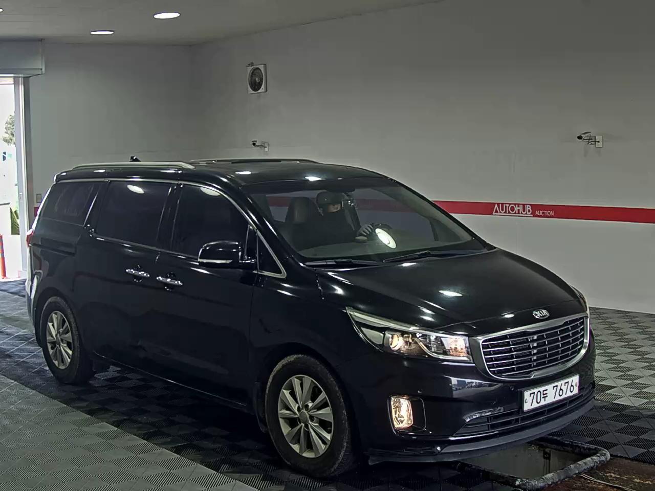 Kia New Carnival 2016 - Image 2
