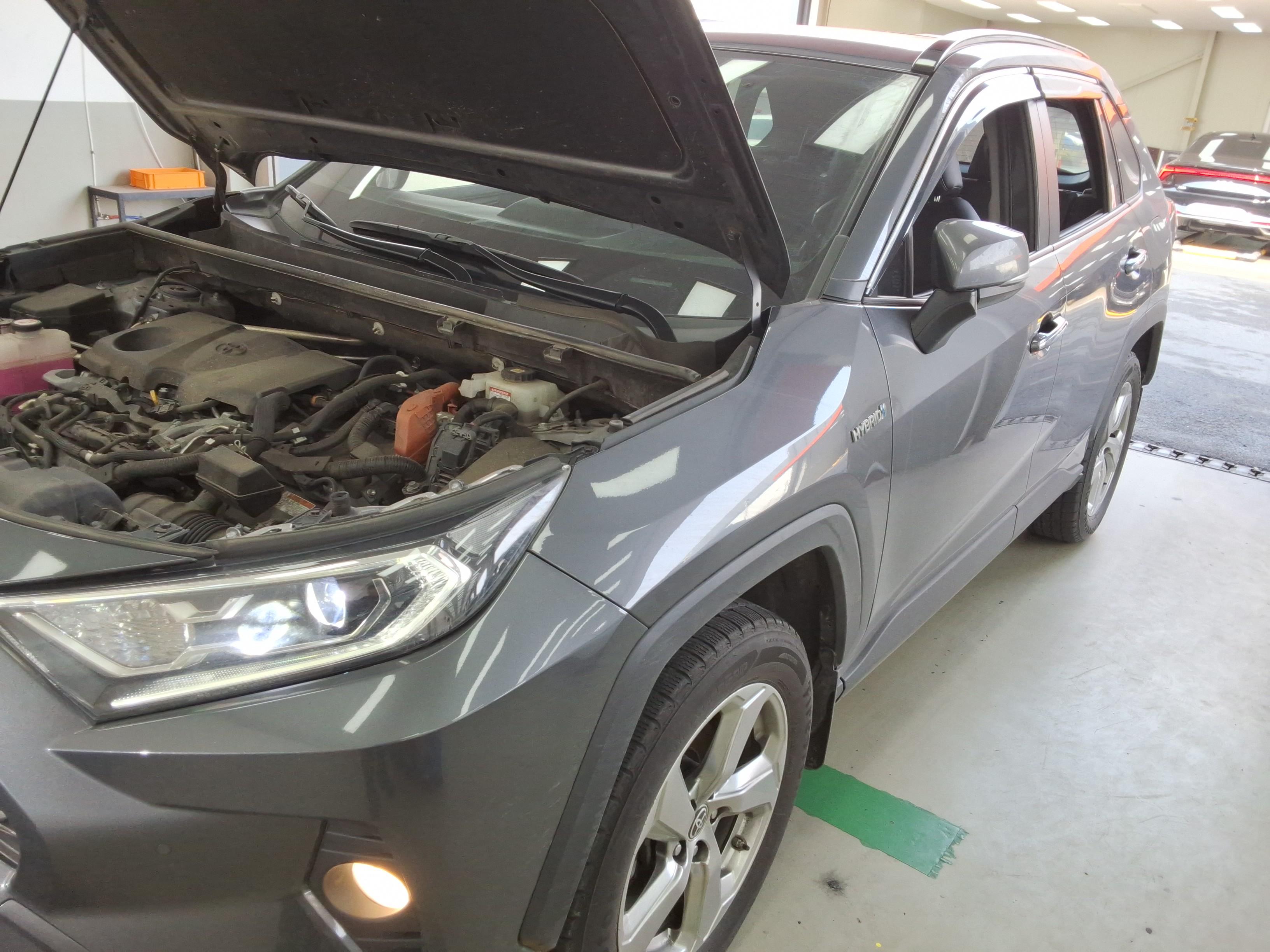 تويوتا راف 4 2021 - صورة 20