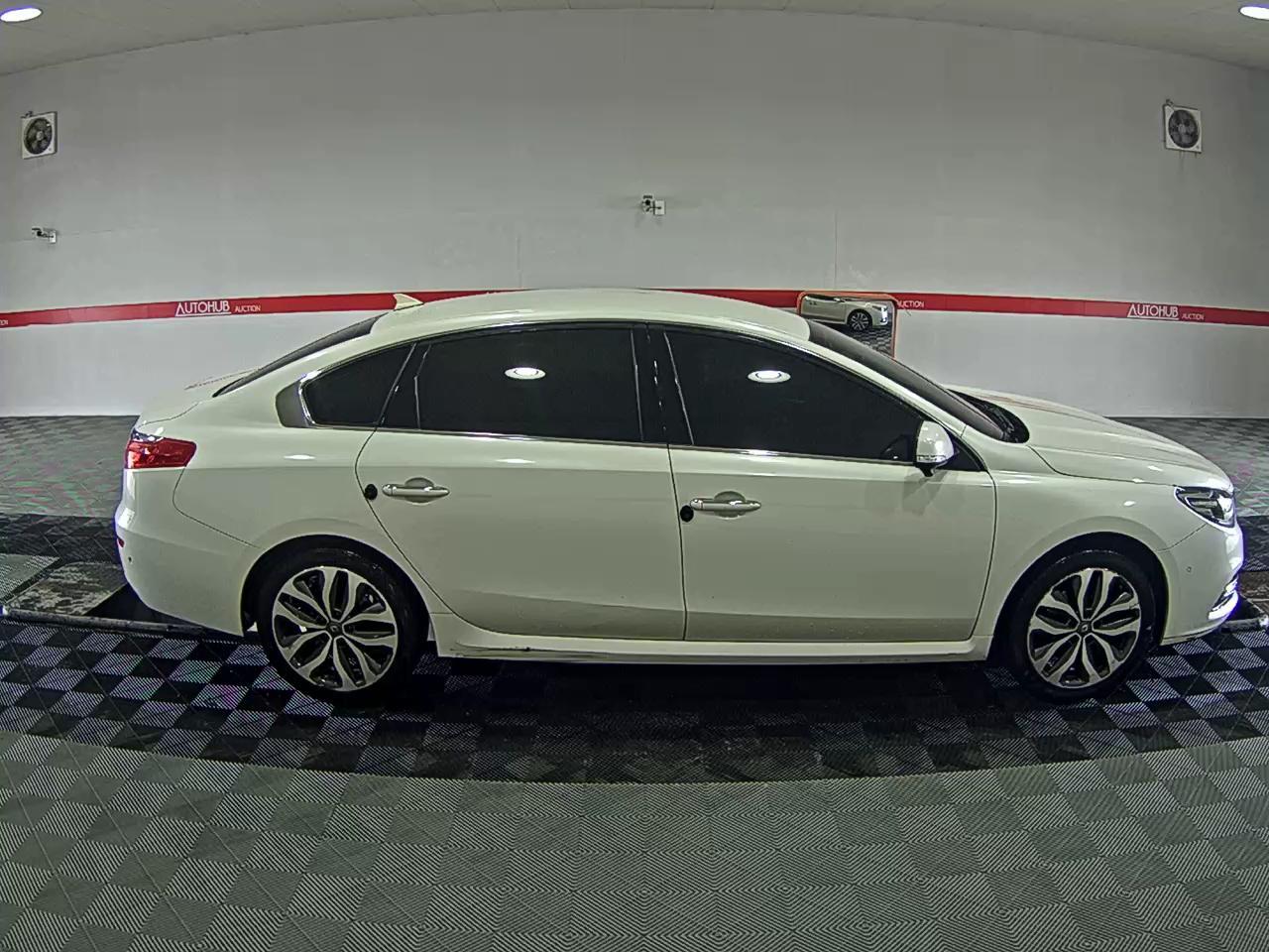 رينو سامسونج SM7 2017 - صورة 3