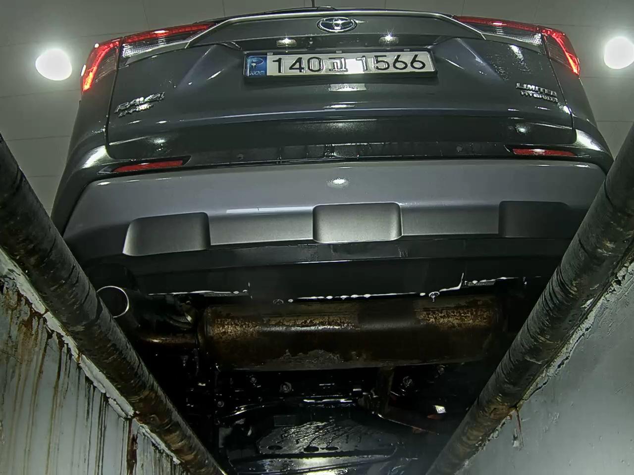 تويوتا راف 4 2021 - صورة 7