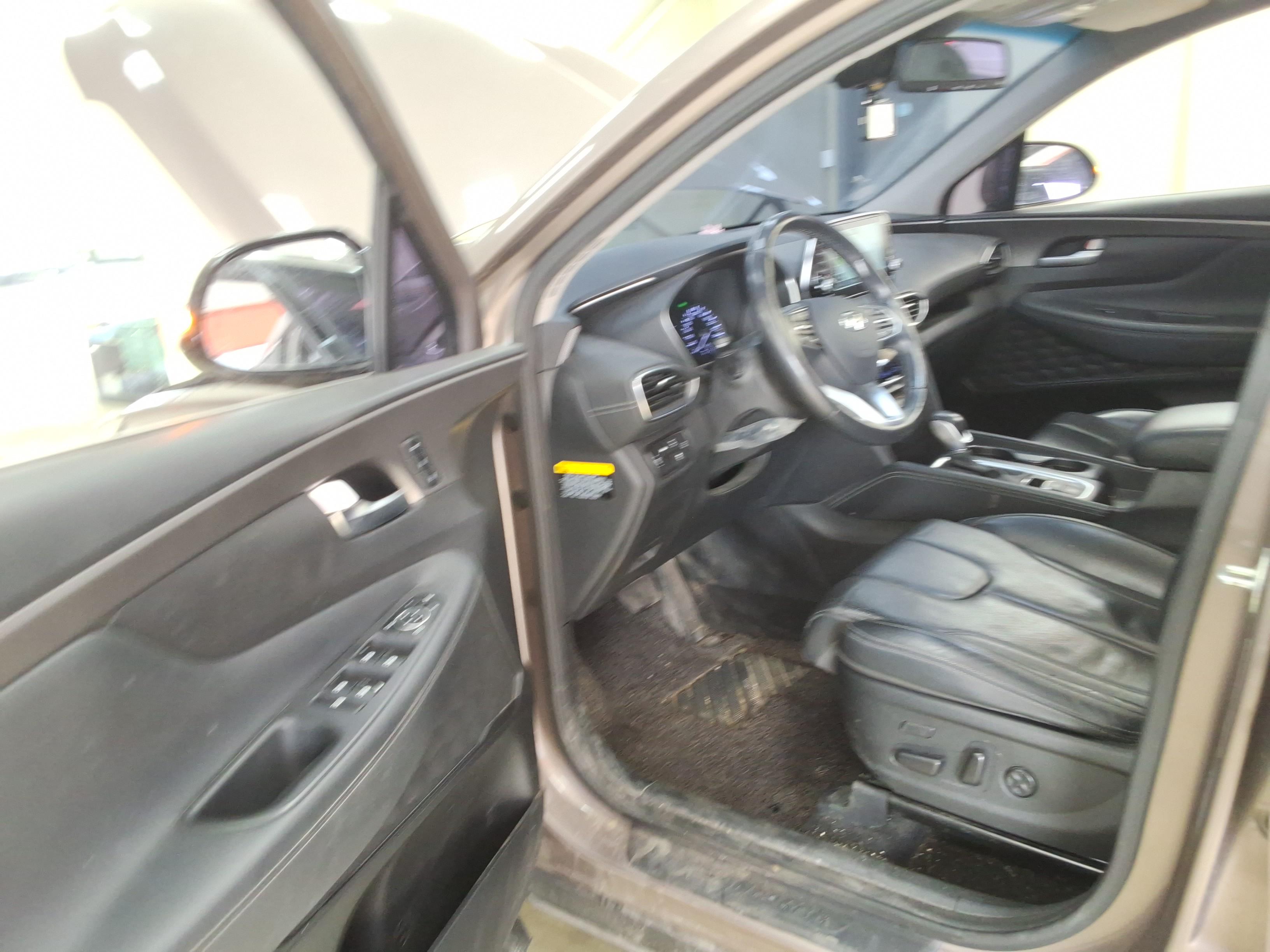 Hyundai Santa Fe 2019 - Image 9