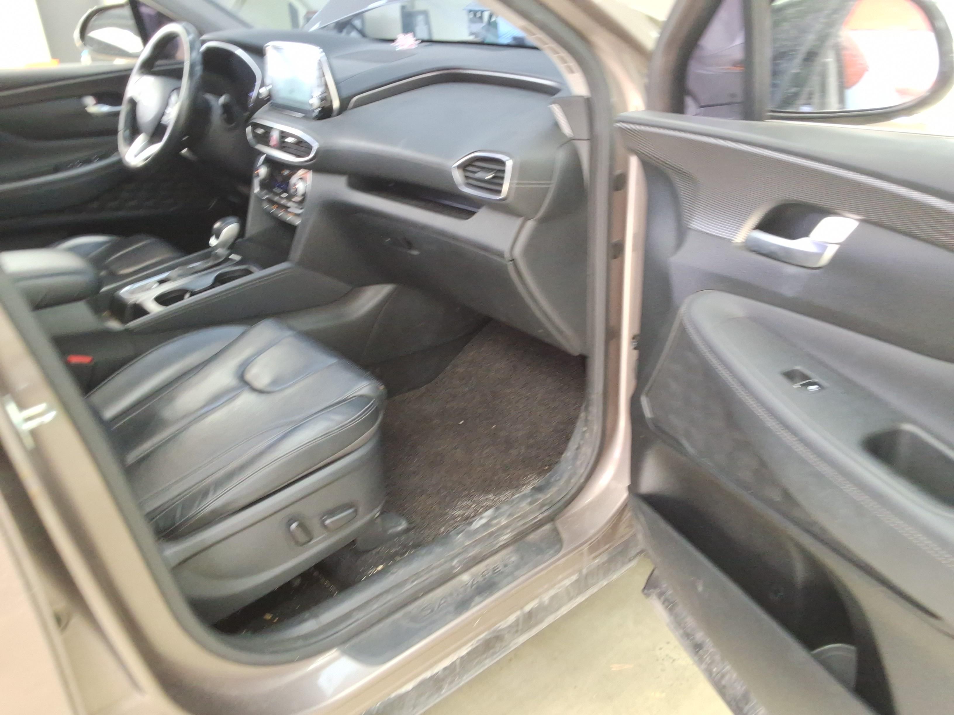 Hyundai Santa Fe 2019 - Image 14