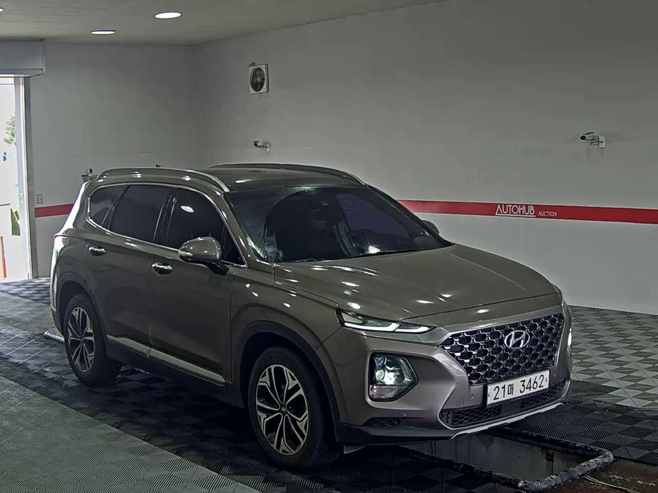 Hyundai Santa Fe 2019 - Image 2