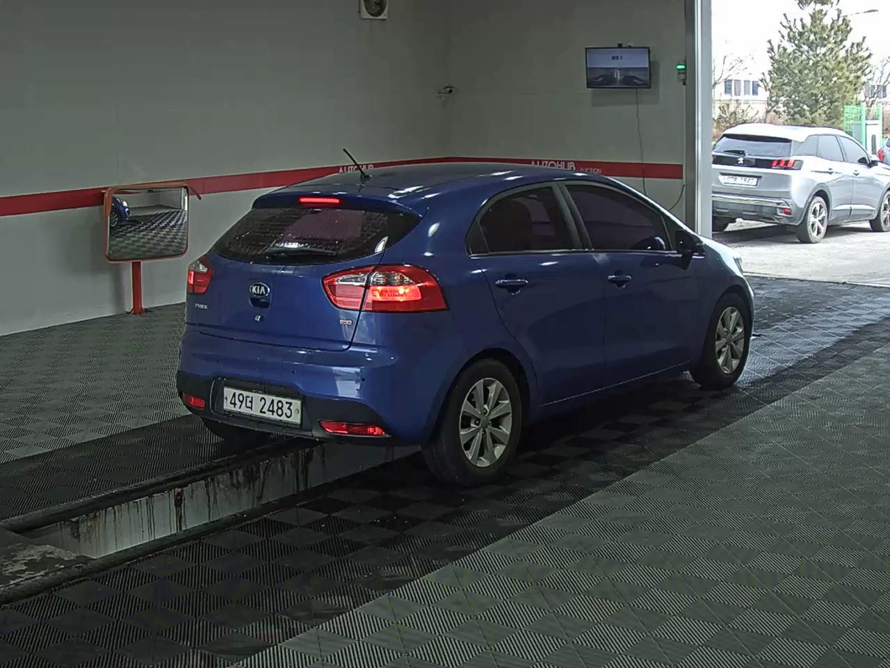 기아자동차 프라이드 2012 - 이미지 4