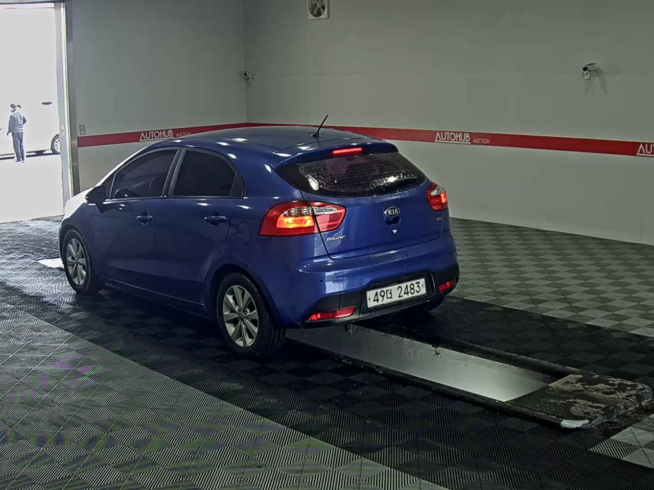 기아자동차 프라이드 2012 - 이미지 5