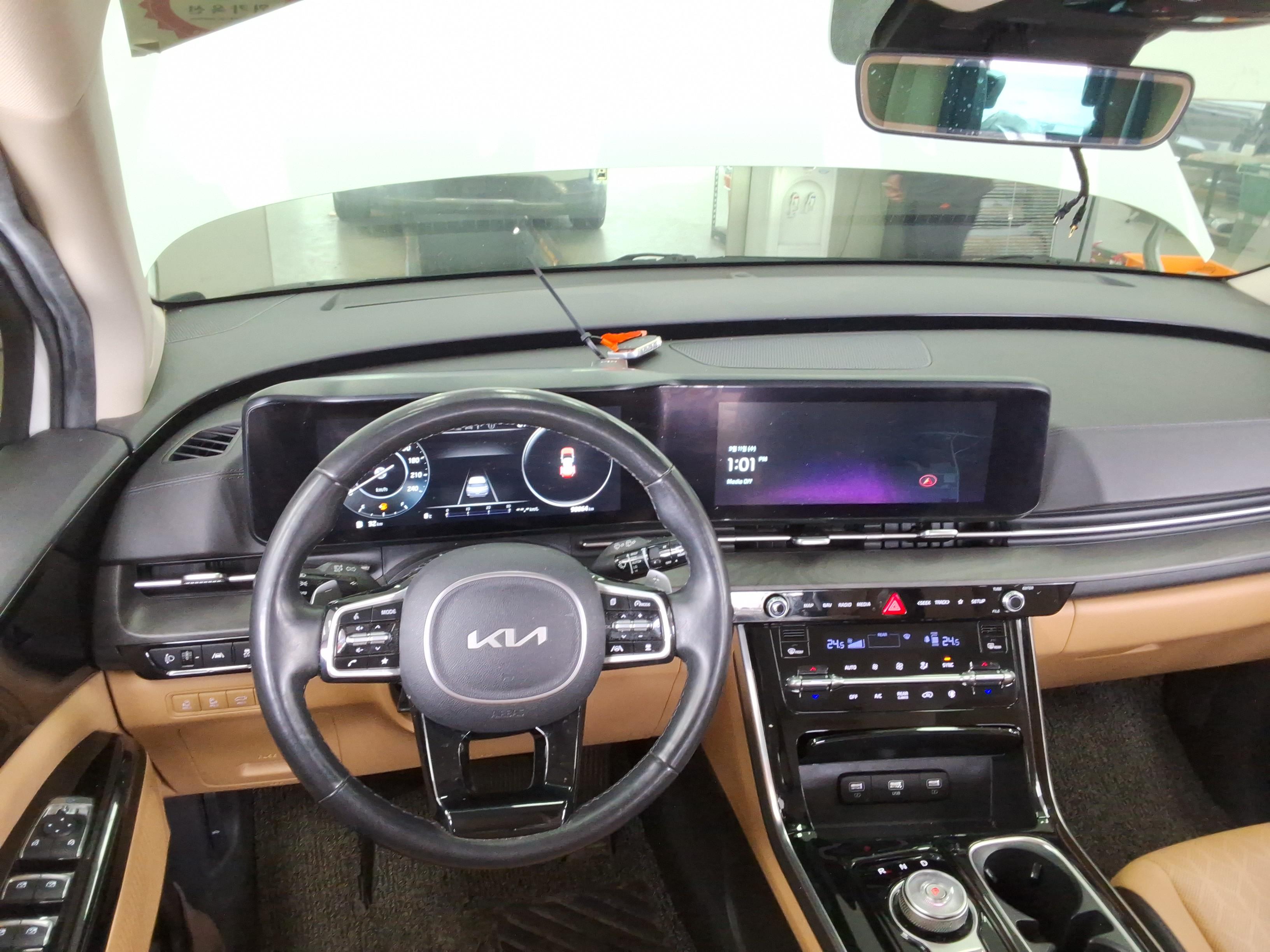 كيا كارنيفال 2022 - صورة 10