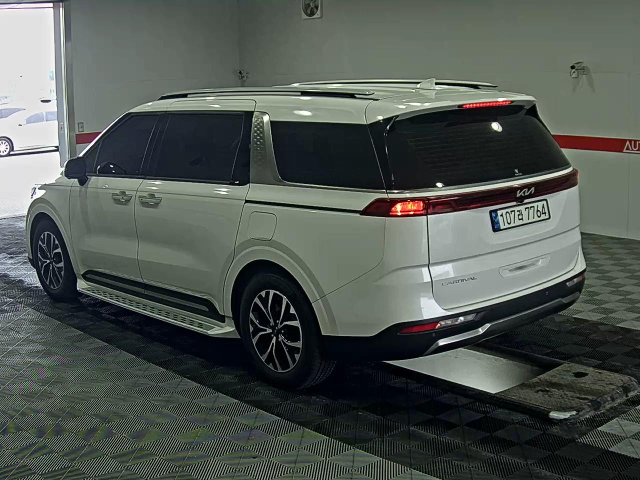 كيا كارنيفال 2022 - صورة 5