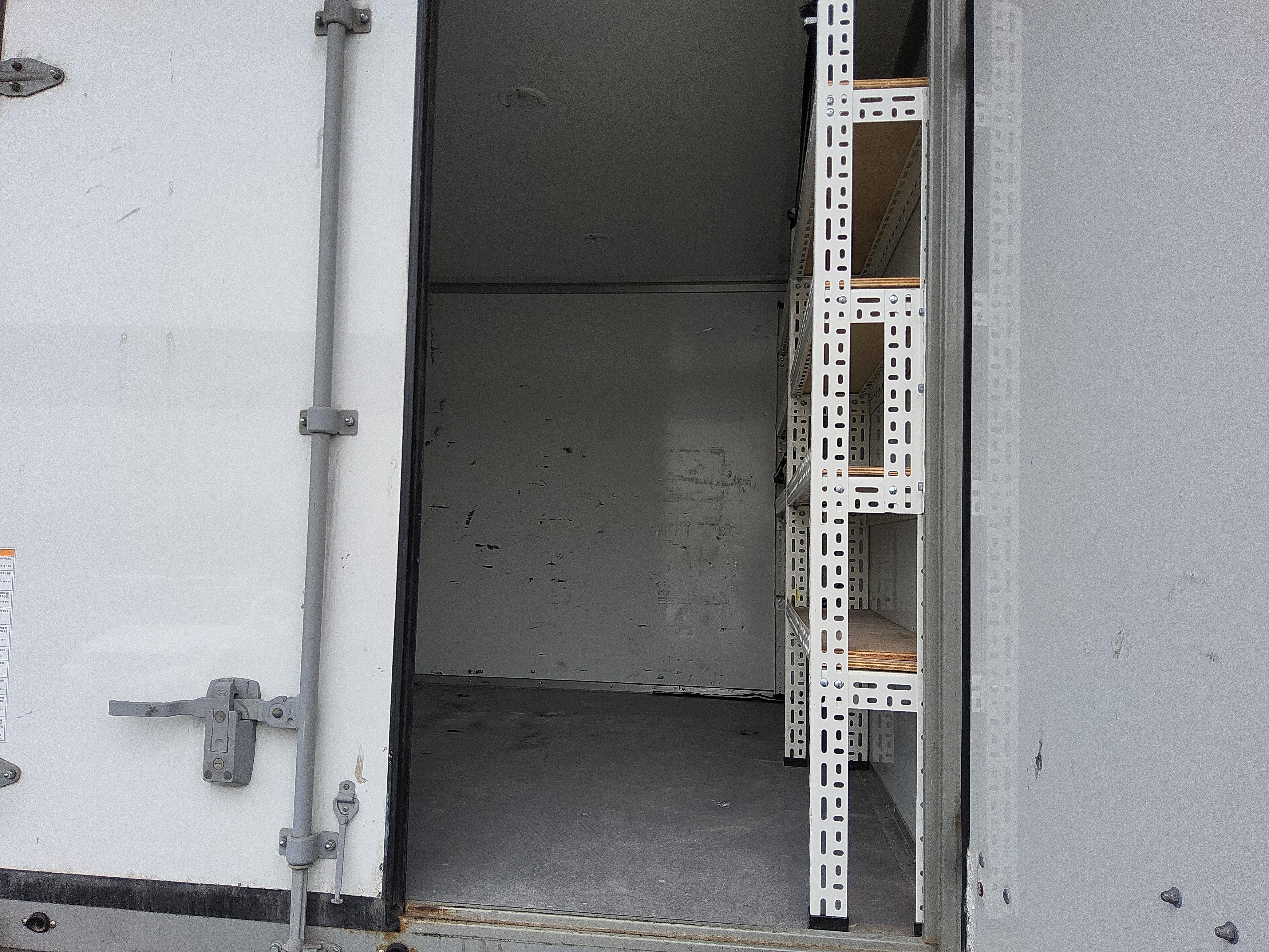 هيونداي بورتر 2023 - صورة 12