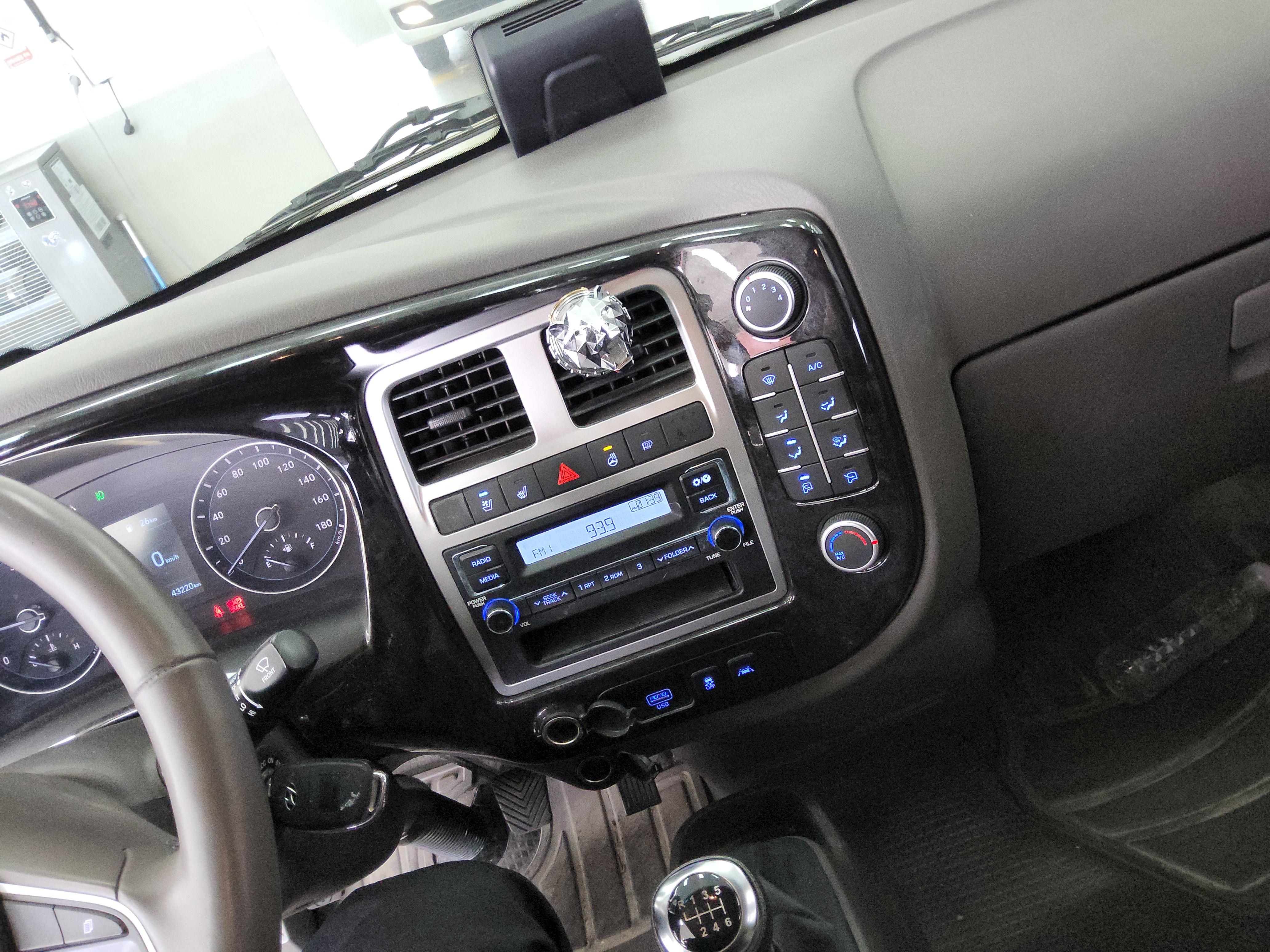 هيونداي بورتر 2023 - صورة 16