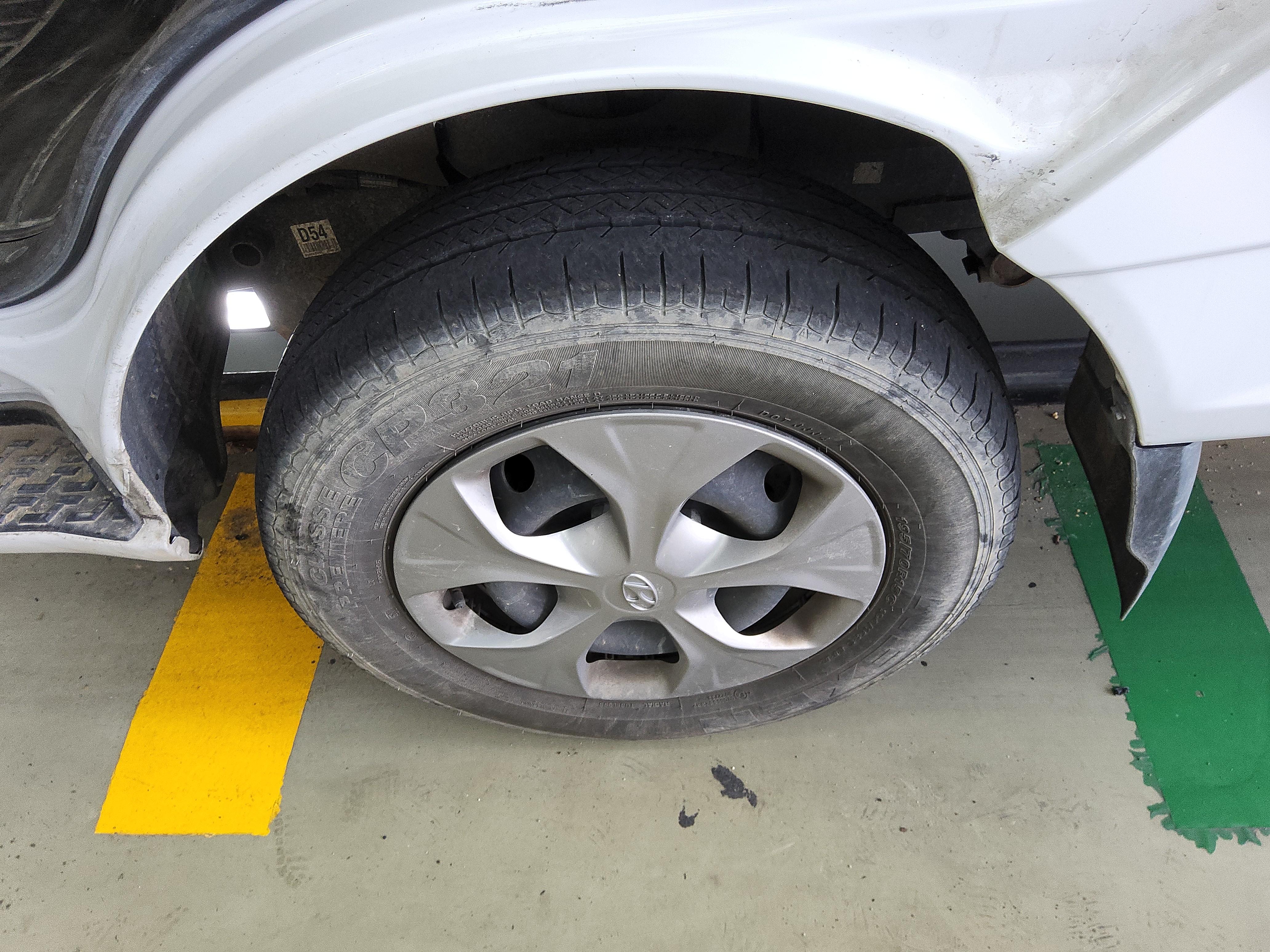 هيونداي بورتر 2023 - صورة 17