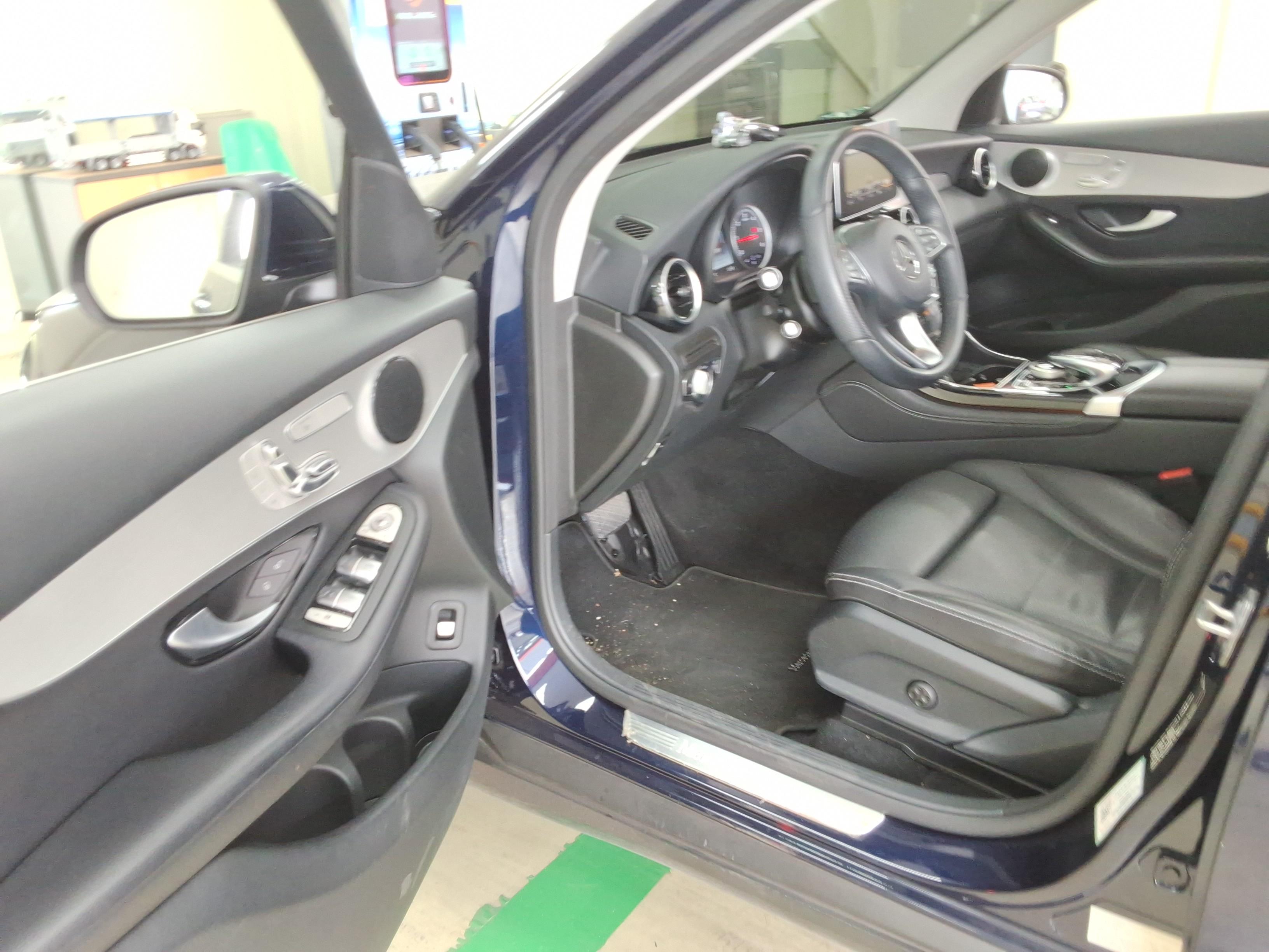 메르세데스-벤츠 GLC 2018 - 이미지 9