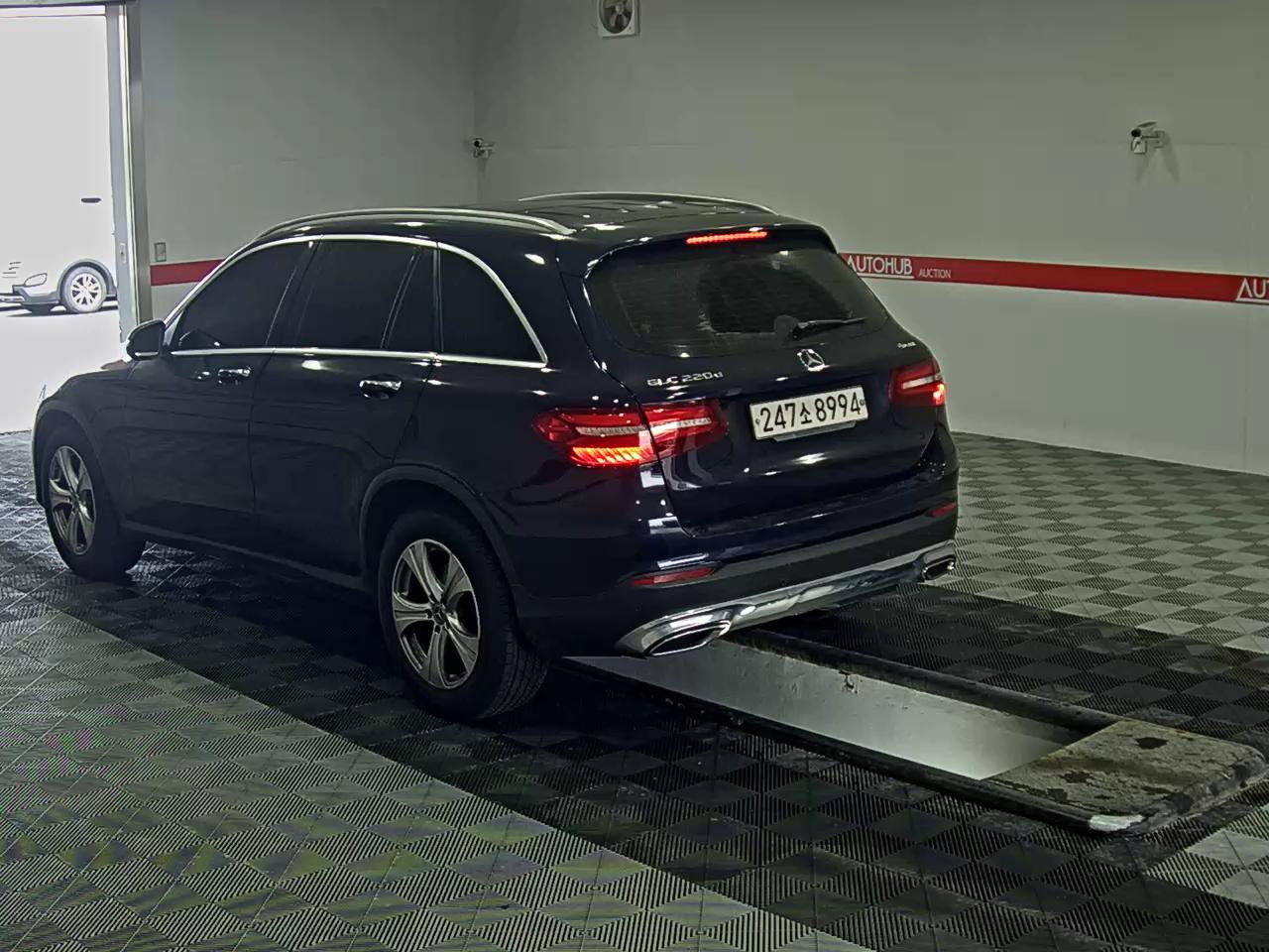 메르세데스-벤츠 GLC 2018 - 이미지 5