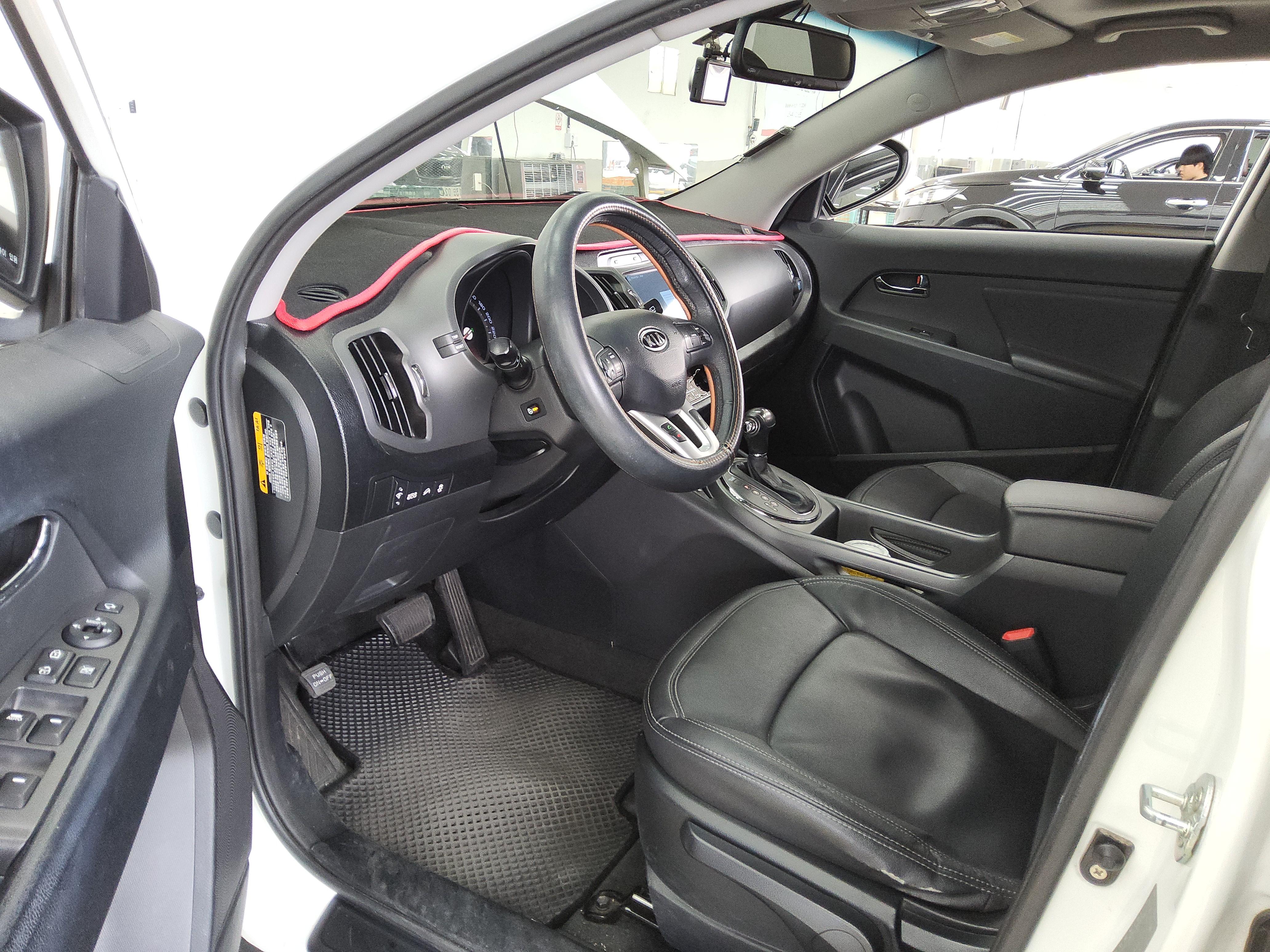 كيا سبورتاج 2012 - صورة 10