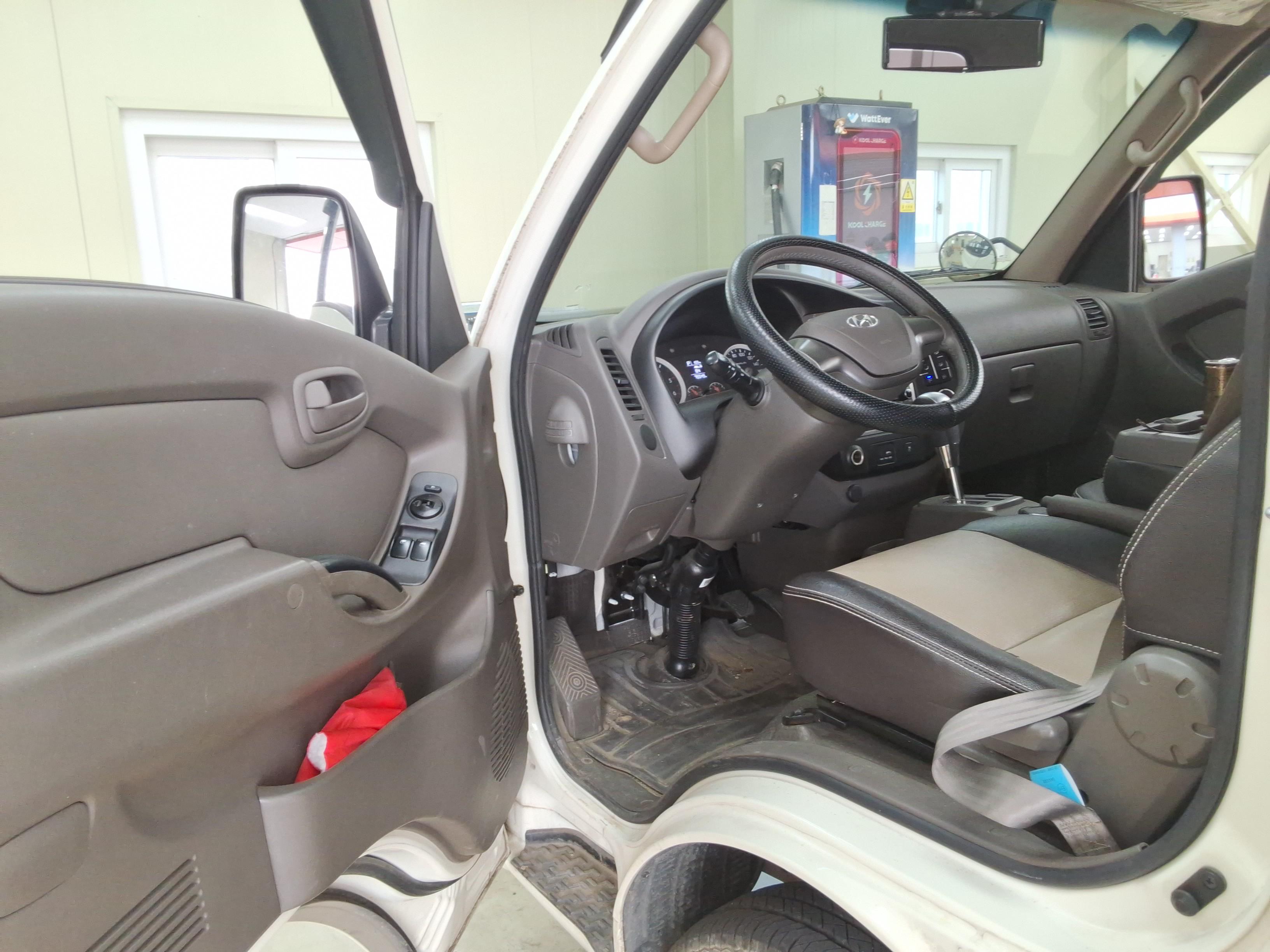 هيونداي بورتر 2017 - صورة 9