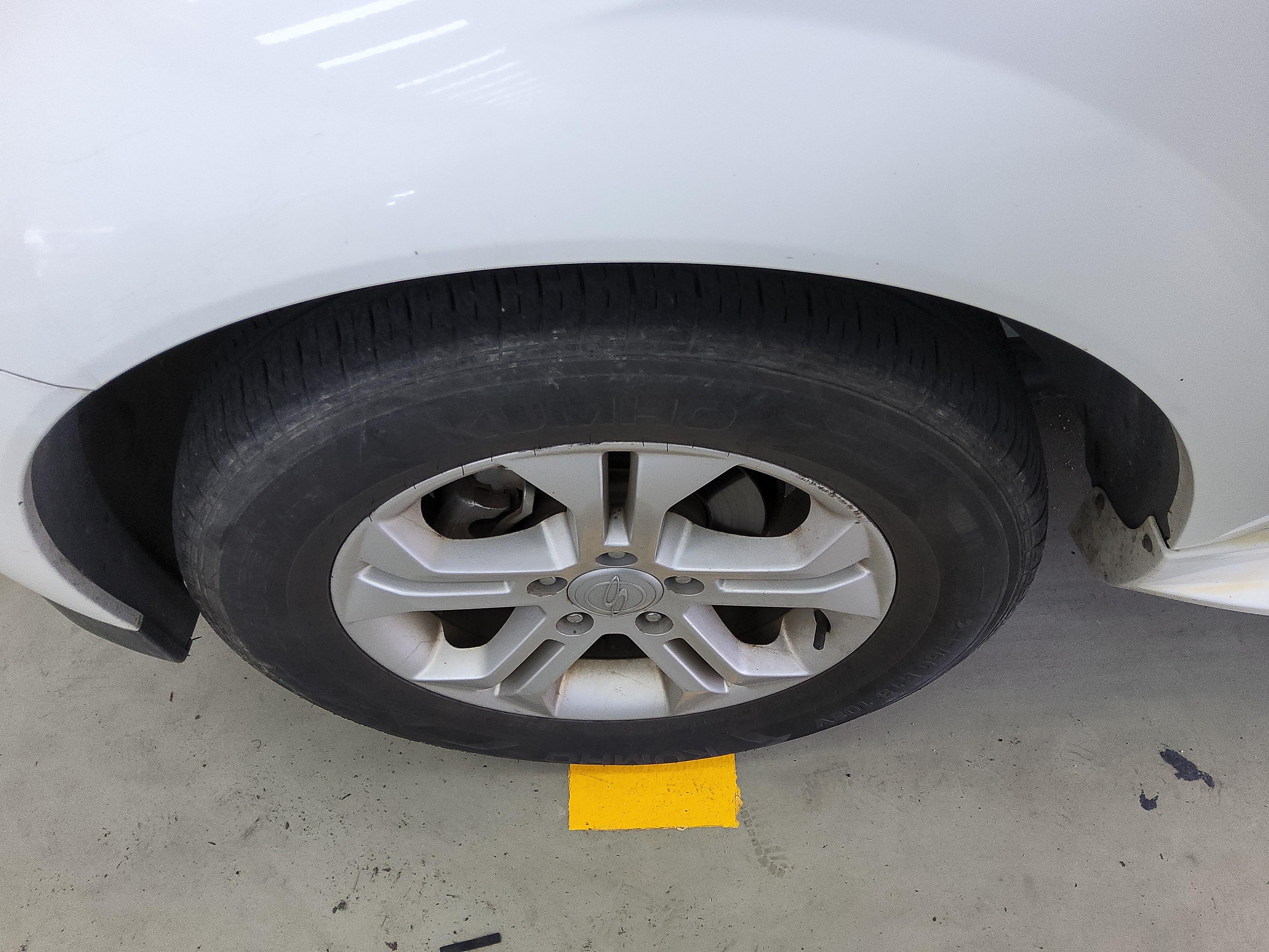 سانج يونج كوراندو سبورت 2014 - صورة 18