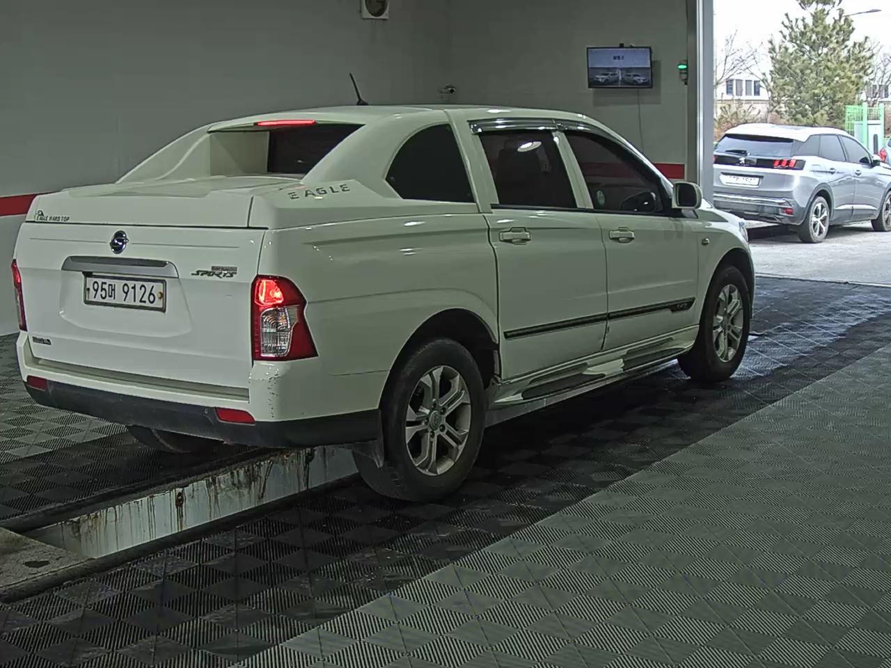 سانج يونج كوراندو سبورت 2014 - صورة 4