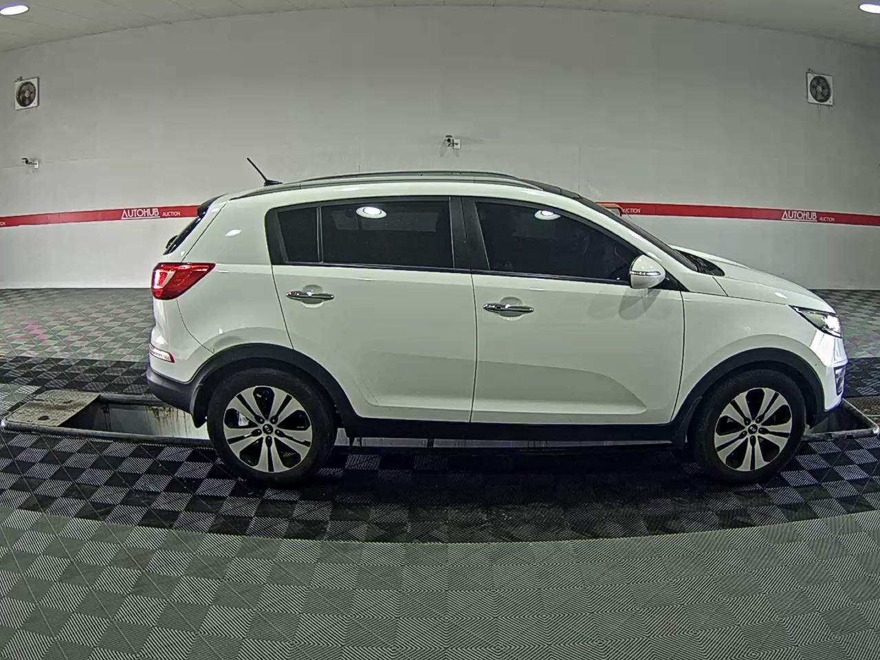 كيا سبورتاج 2012 - صورة 3